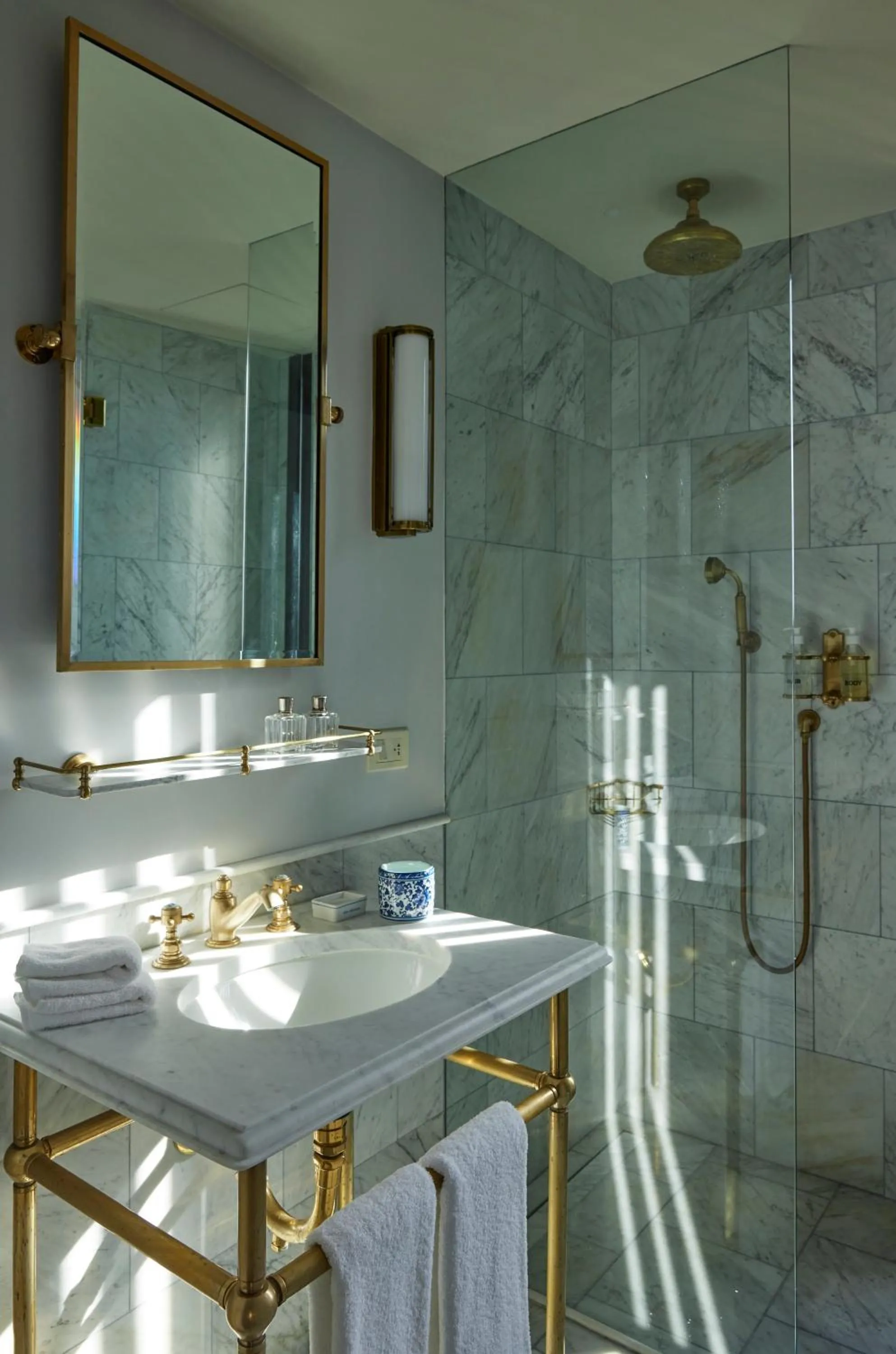 Bathroom in Hotel Montevideo - Leading Hotels of the World