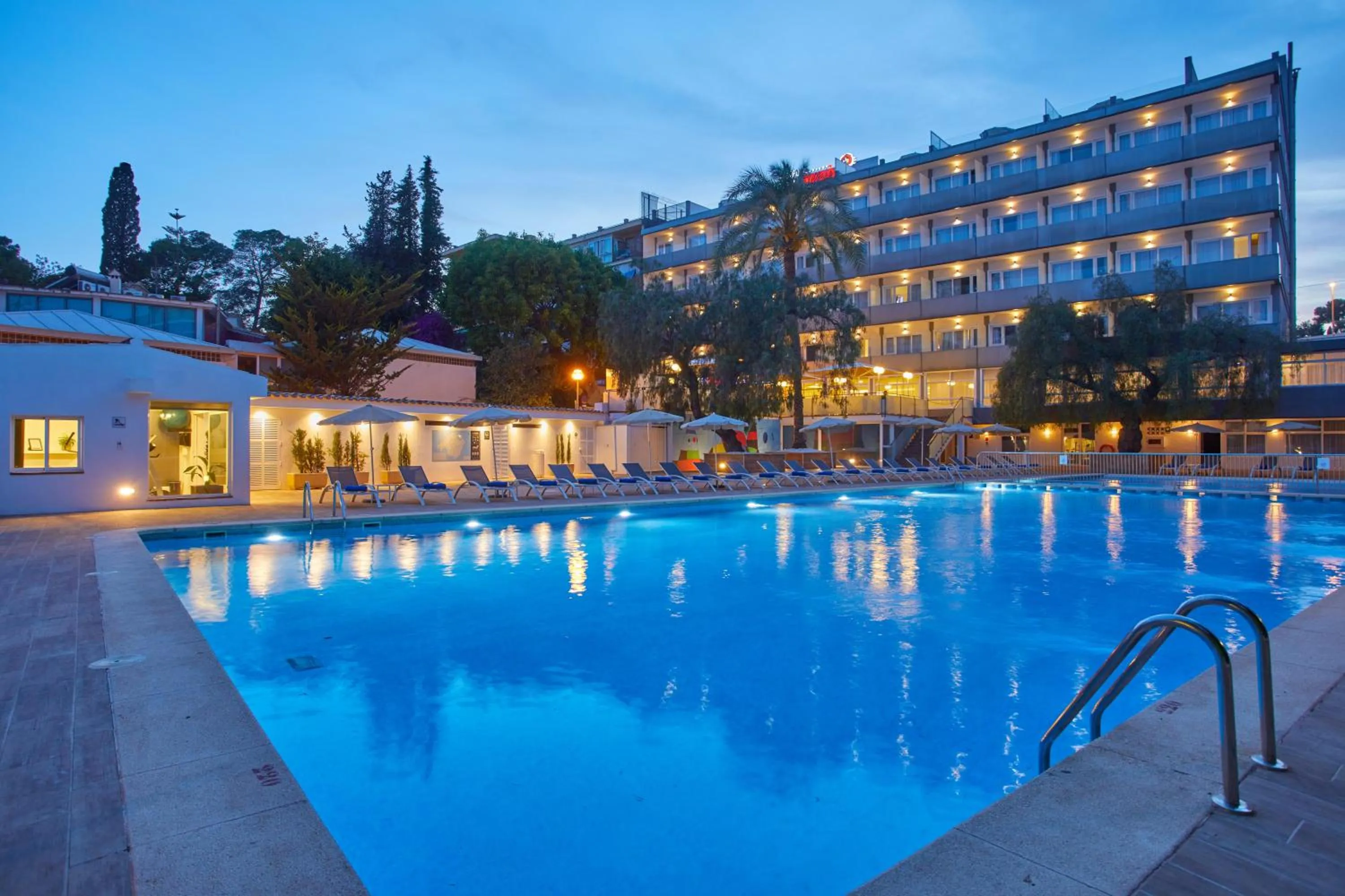 Swimming pool in Hotel Joan Miró Museum