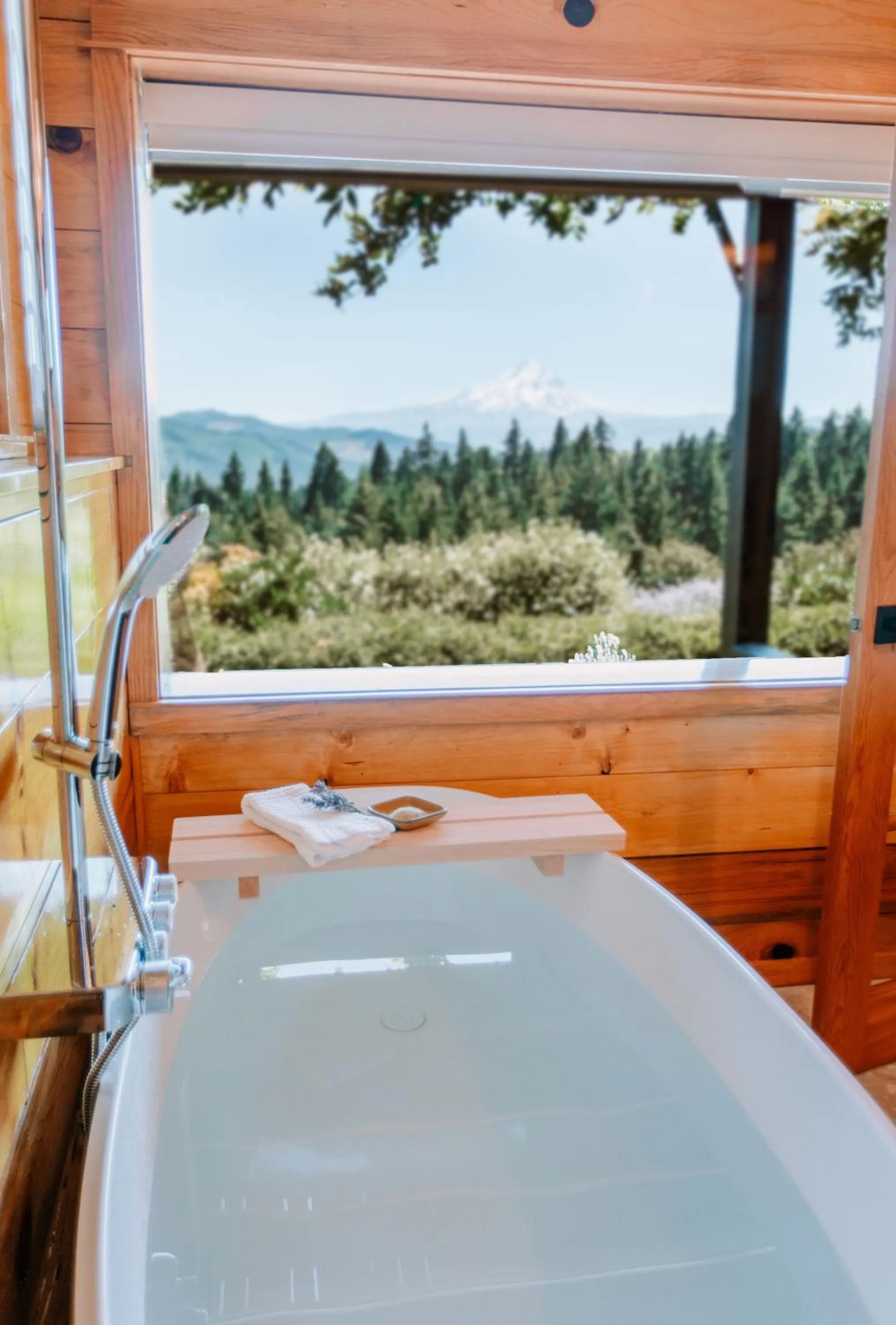 Sakura Ridge Farm & Lodge