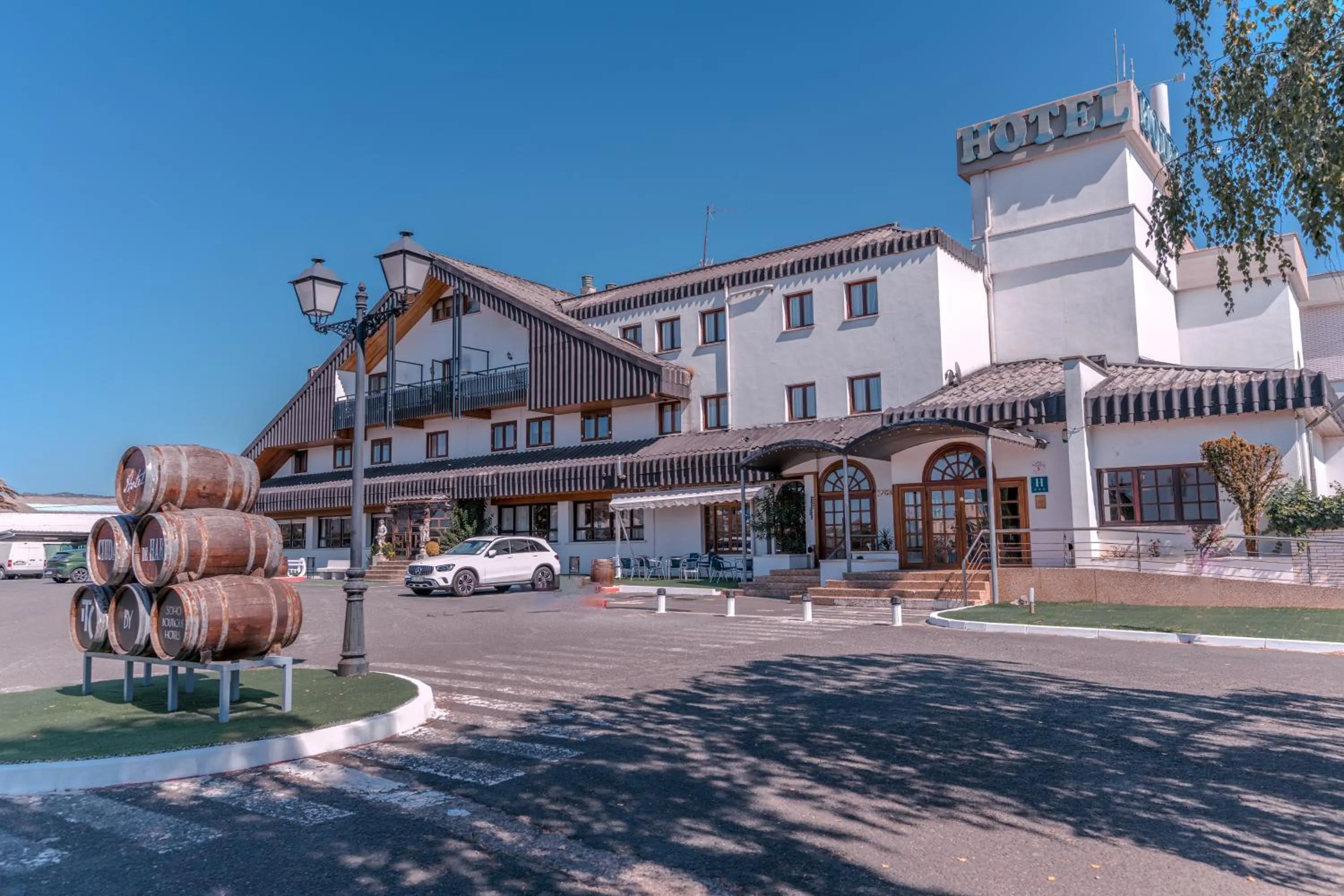 Property building in Hotel ITC Ciudad de Haro