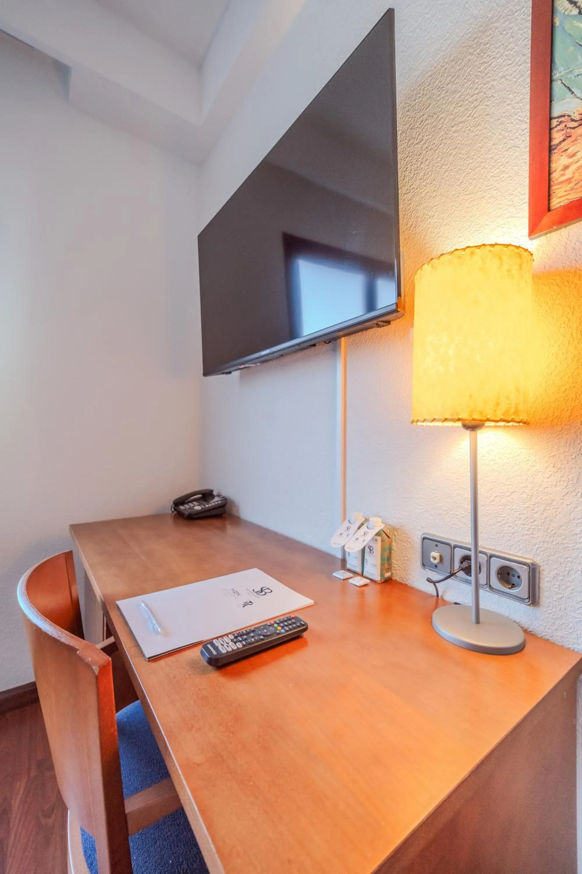 Bedroom in Hotel ITC Ciudad de Haro