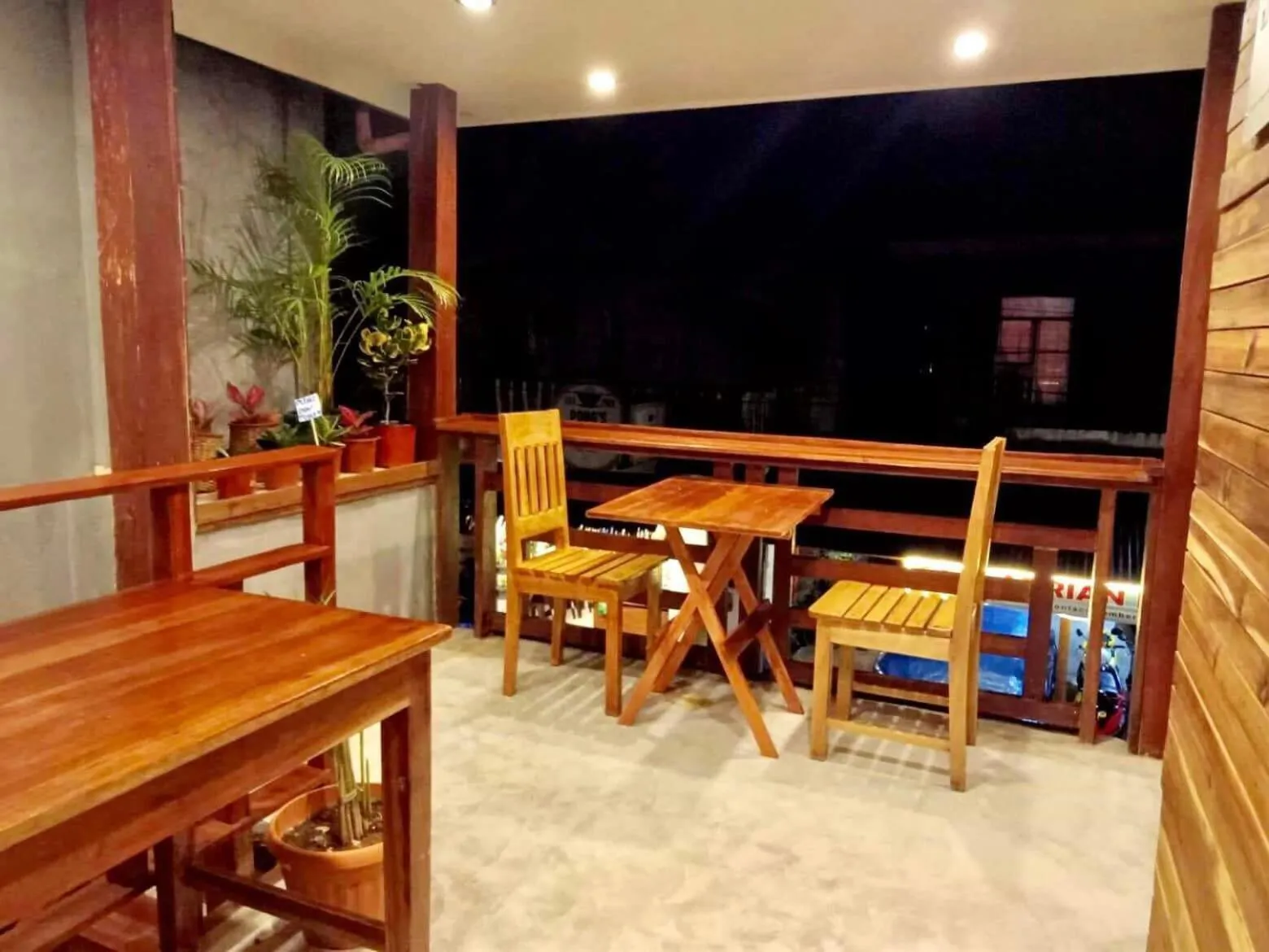 Balcony/Terrace in RL Harbor Inn