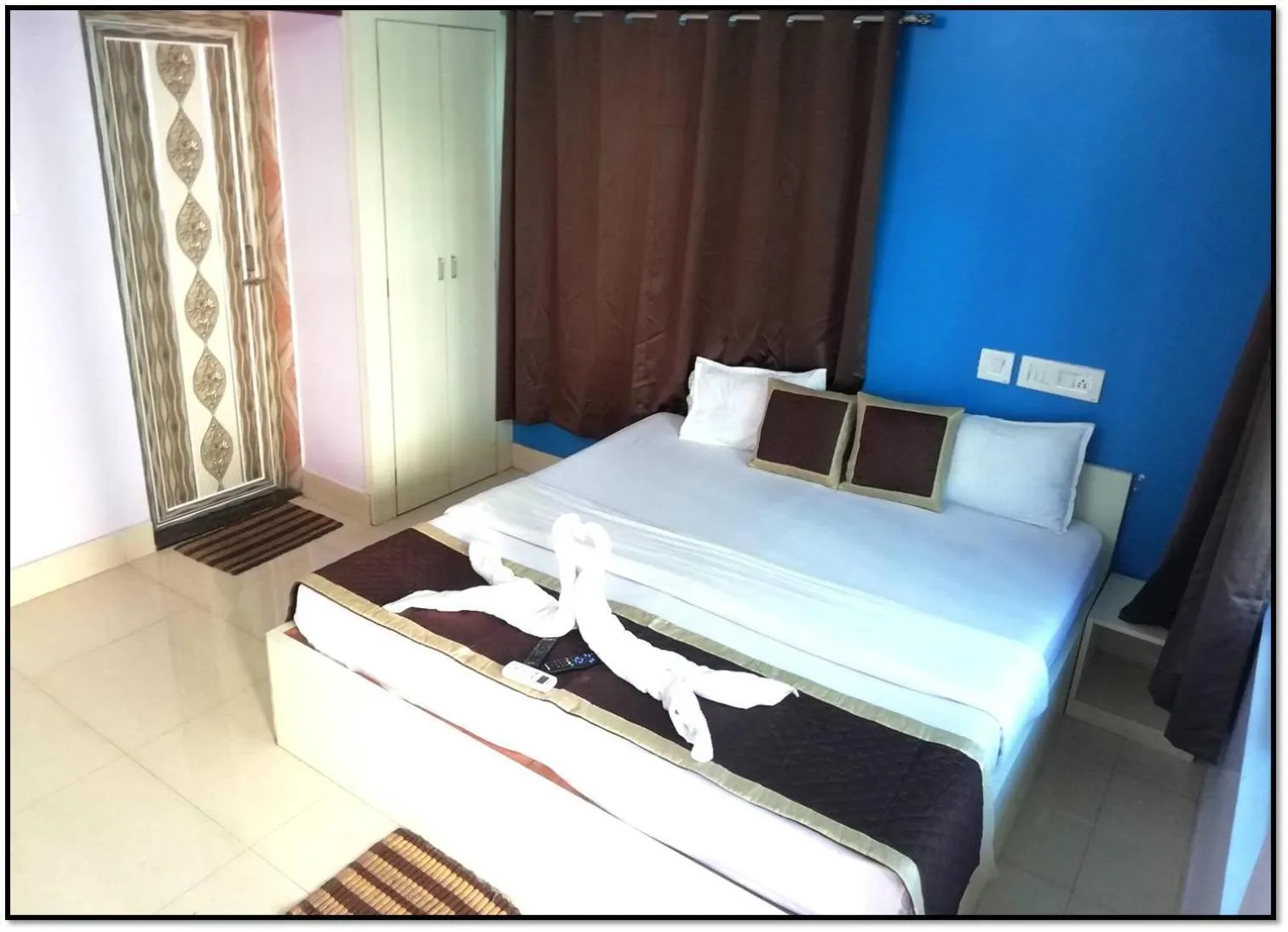 Bed in Railview inn Bhubaneswar