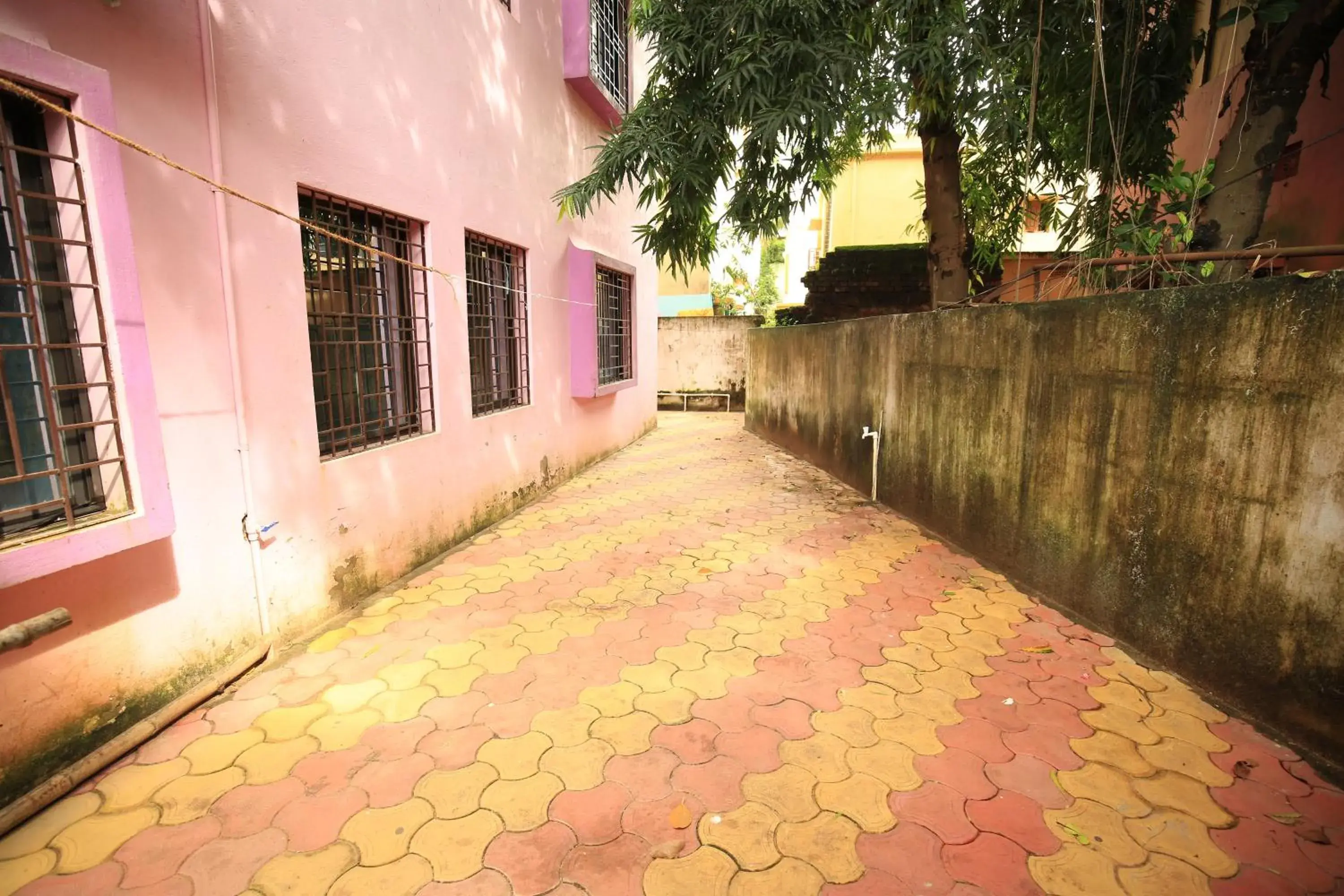 Parking in Railview inn Bhubaneswar Parking in Railview inn Bhubaneswar
