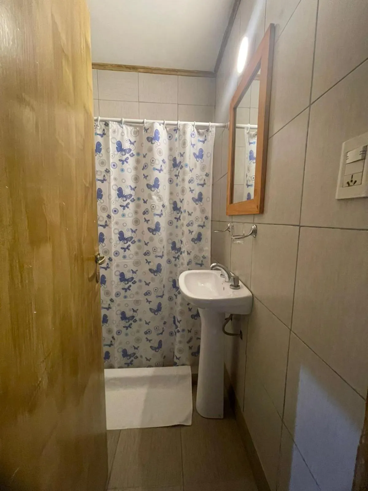 Bathroom in Hostel Danny