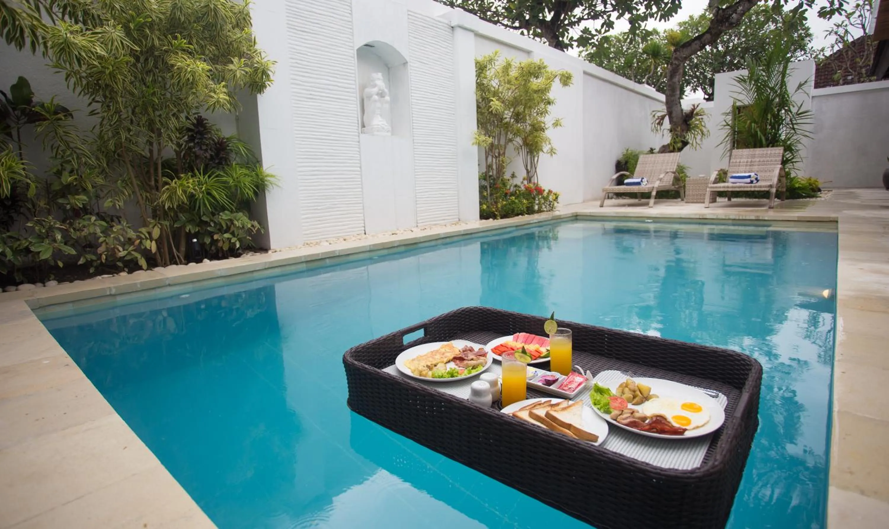 Food and drinks in The Kon's Villa Bali Seminyak