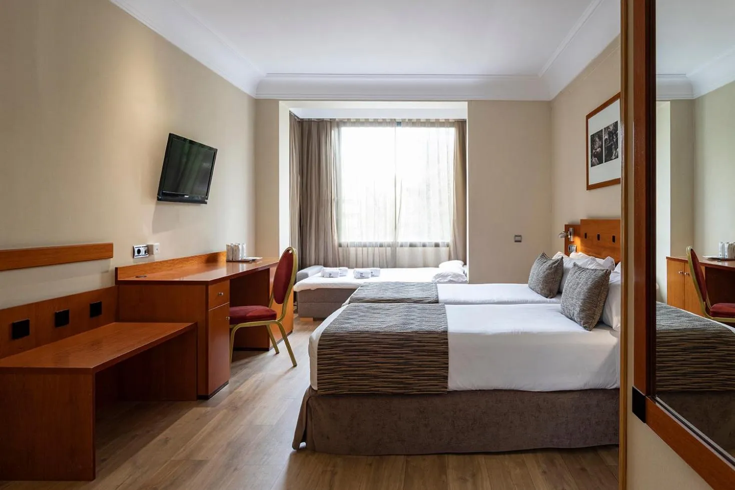 Bed in Petit Palace Arturo Soria Alcalá