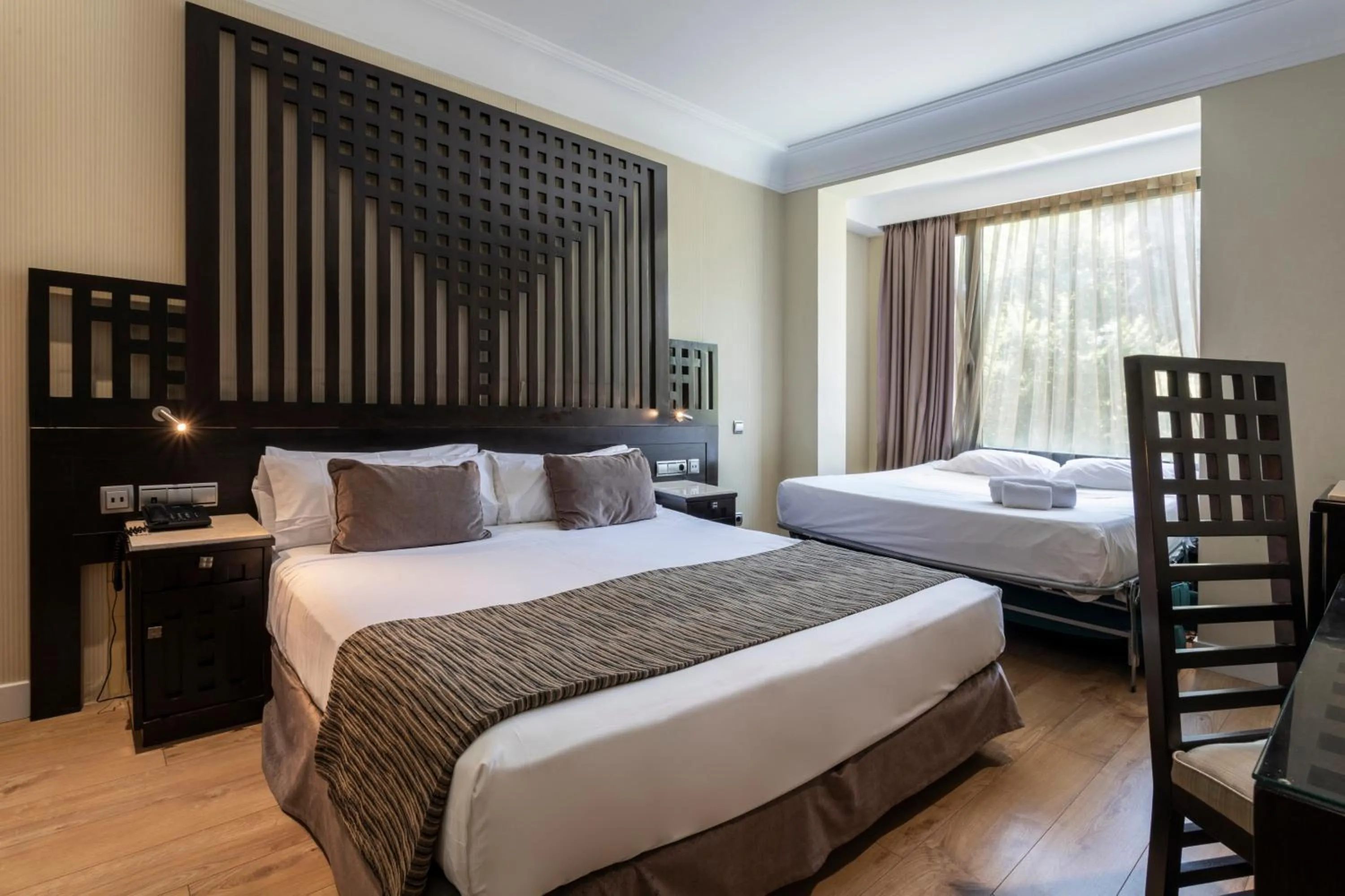 Bedroom, Bed in Petit Palace Arturo Soria Alcalá