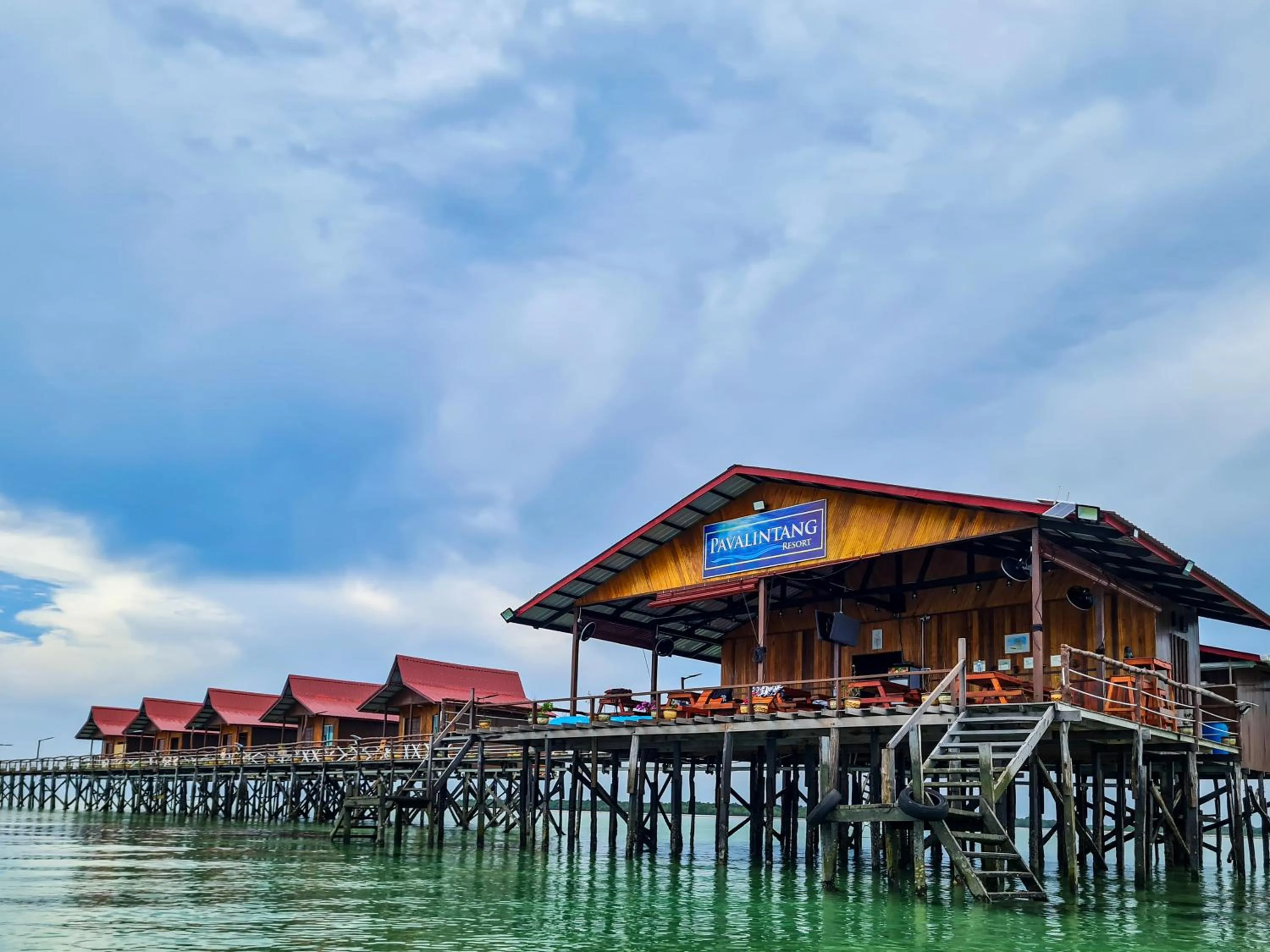 Property building in Pavalintang Resort