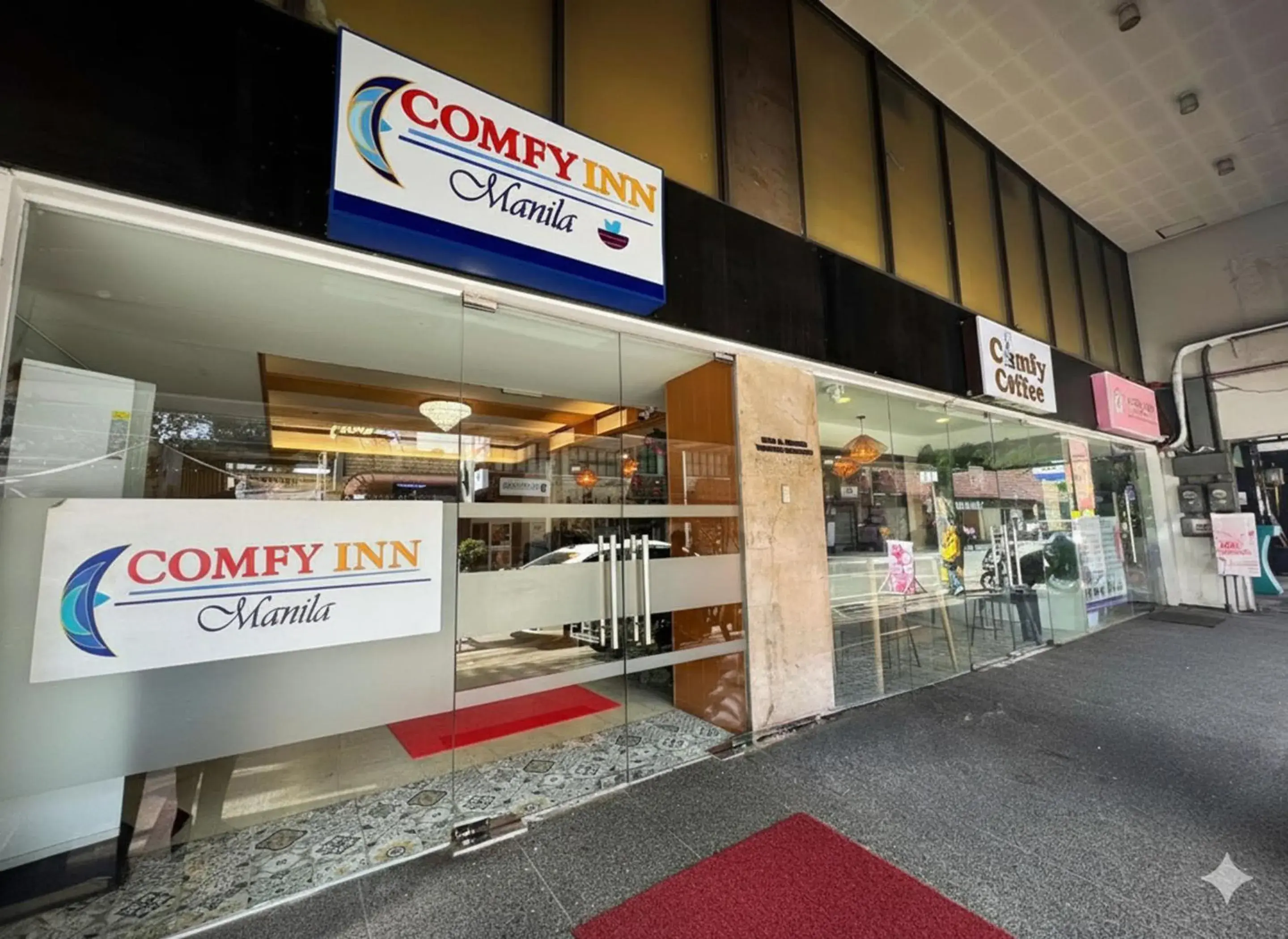 Property building in Comfy Inn Mabini Manila Property building in Comfy Inn Mabini Manila