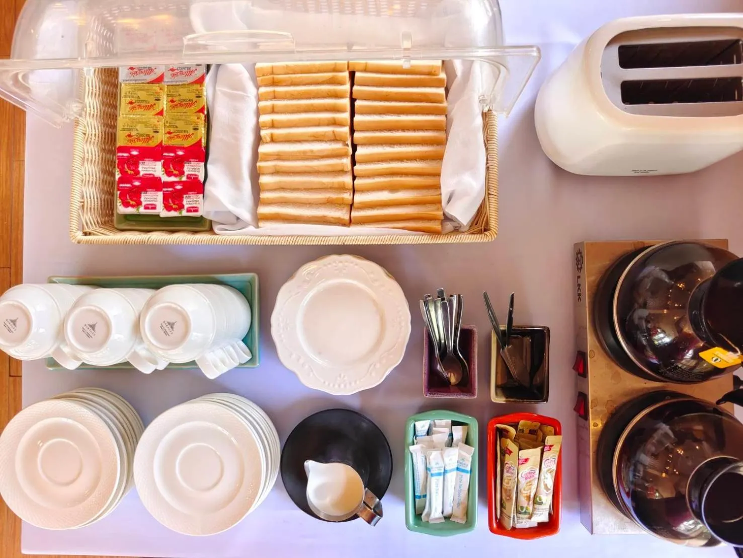 Food and drinks in Wualai Boutique by Lanna Oriental