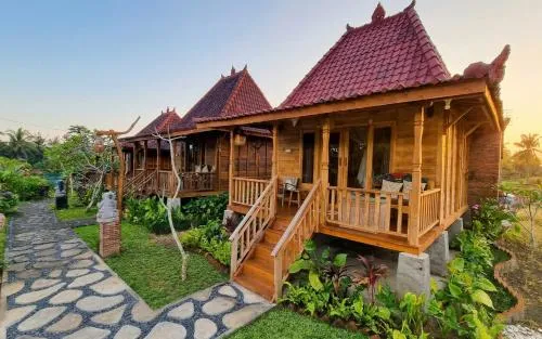 Property building in Sirya Farm House