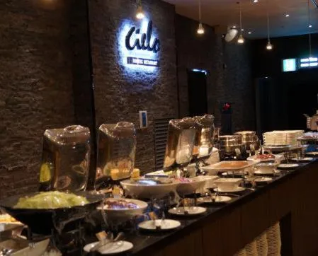 Restaurant/places to eat in Sun Valley Hotel