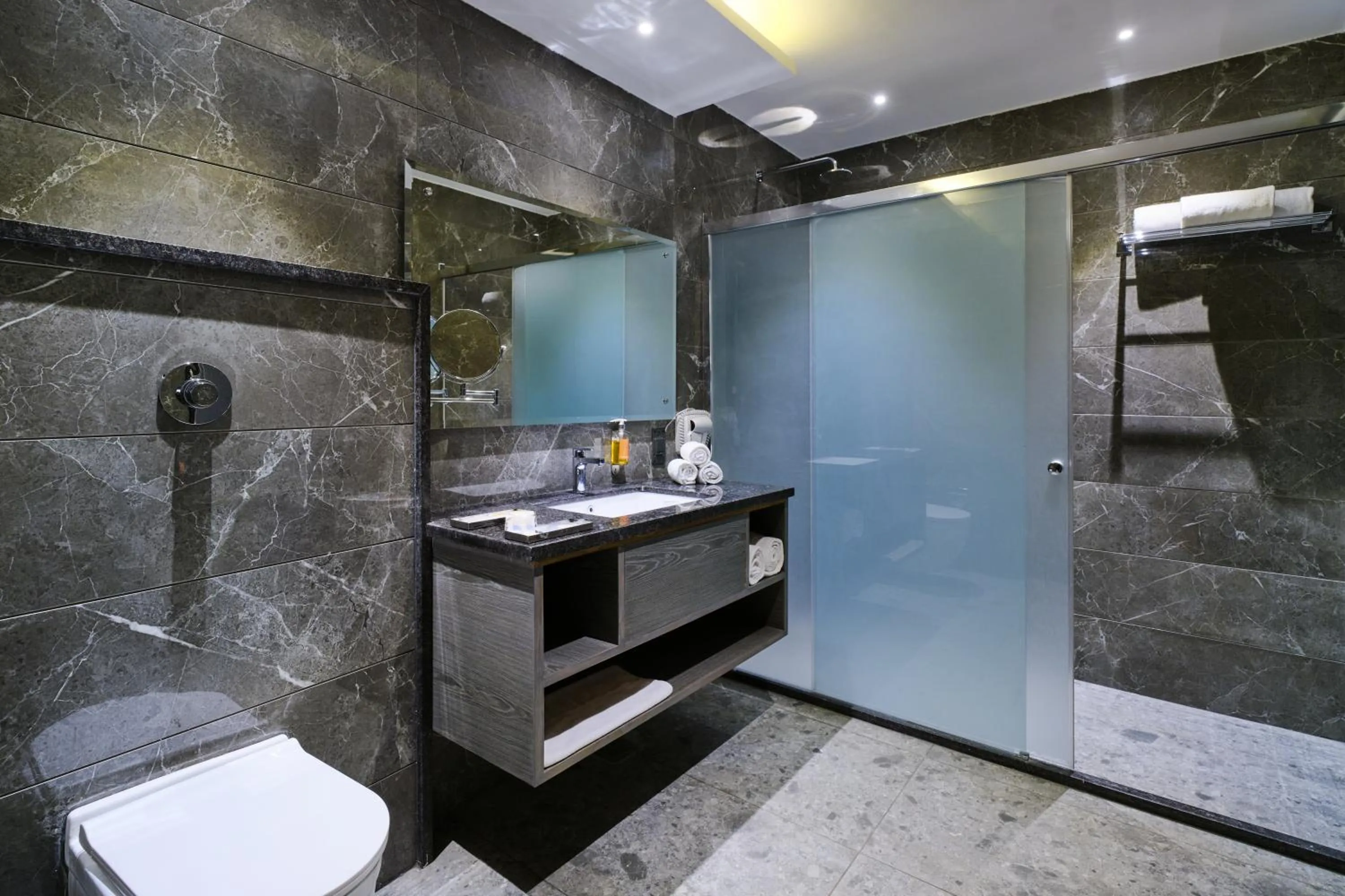 Shower in Zone By The Park Pathankot