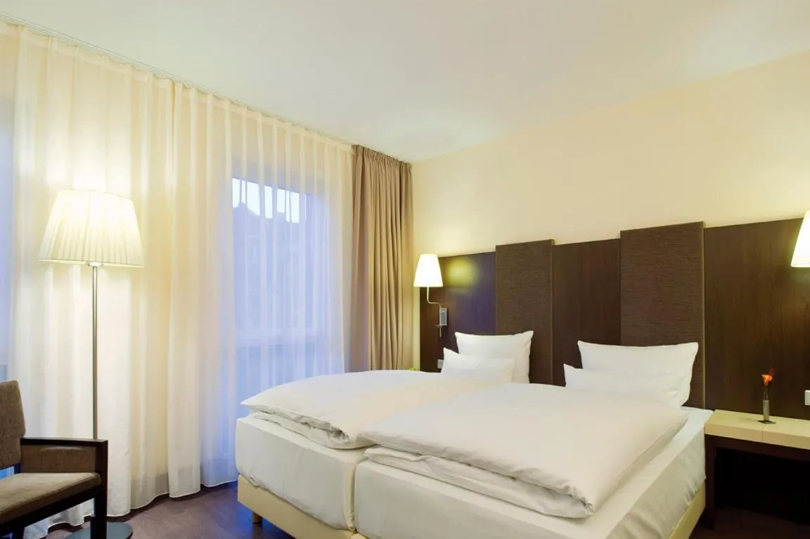 Bedroom, Bed in Villa Hotel Frankfurt by MZ HotelCollection