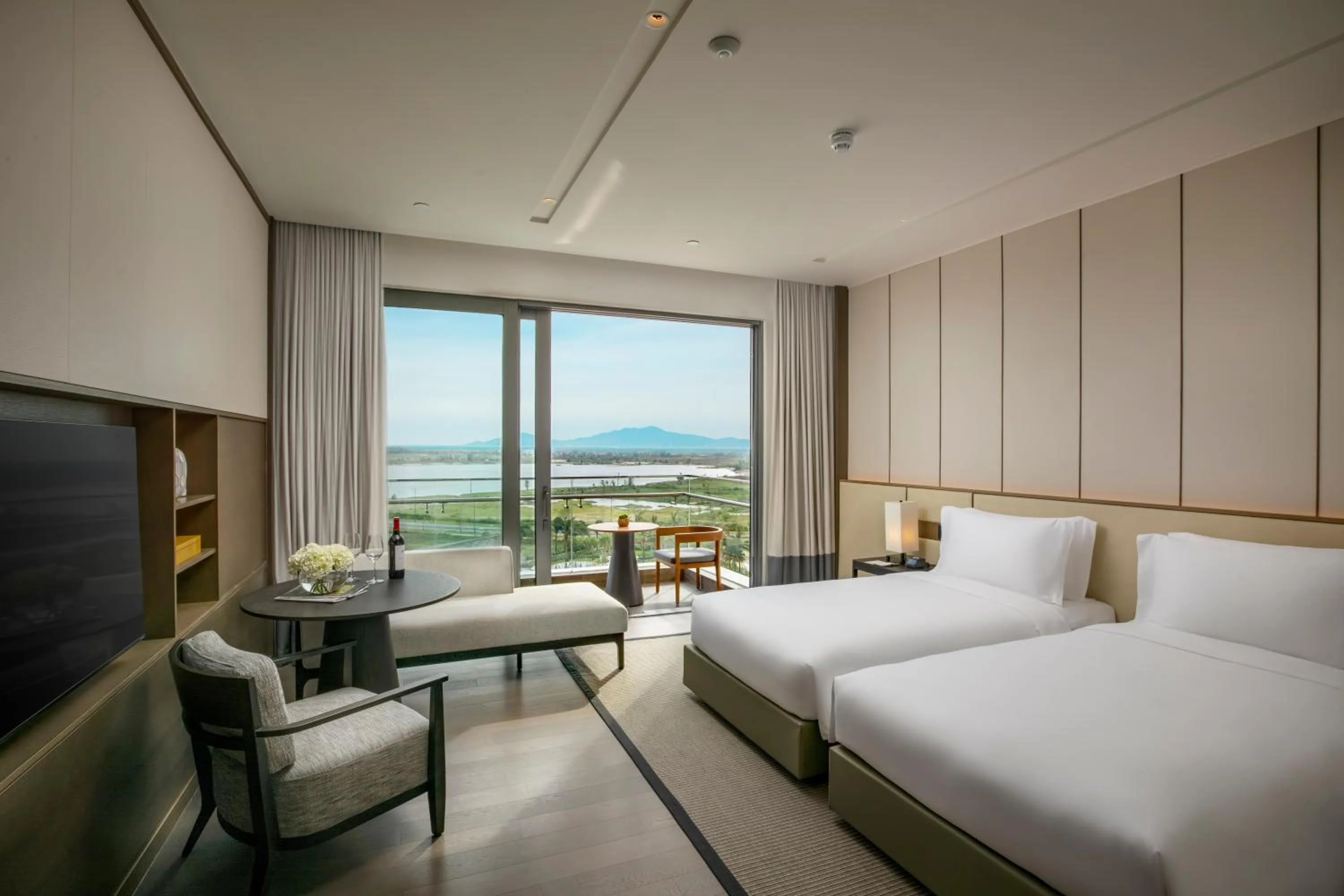 Bedroom, Bed in Hoiana Residences