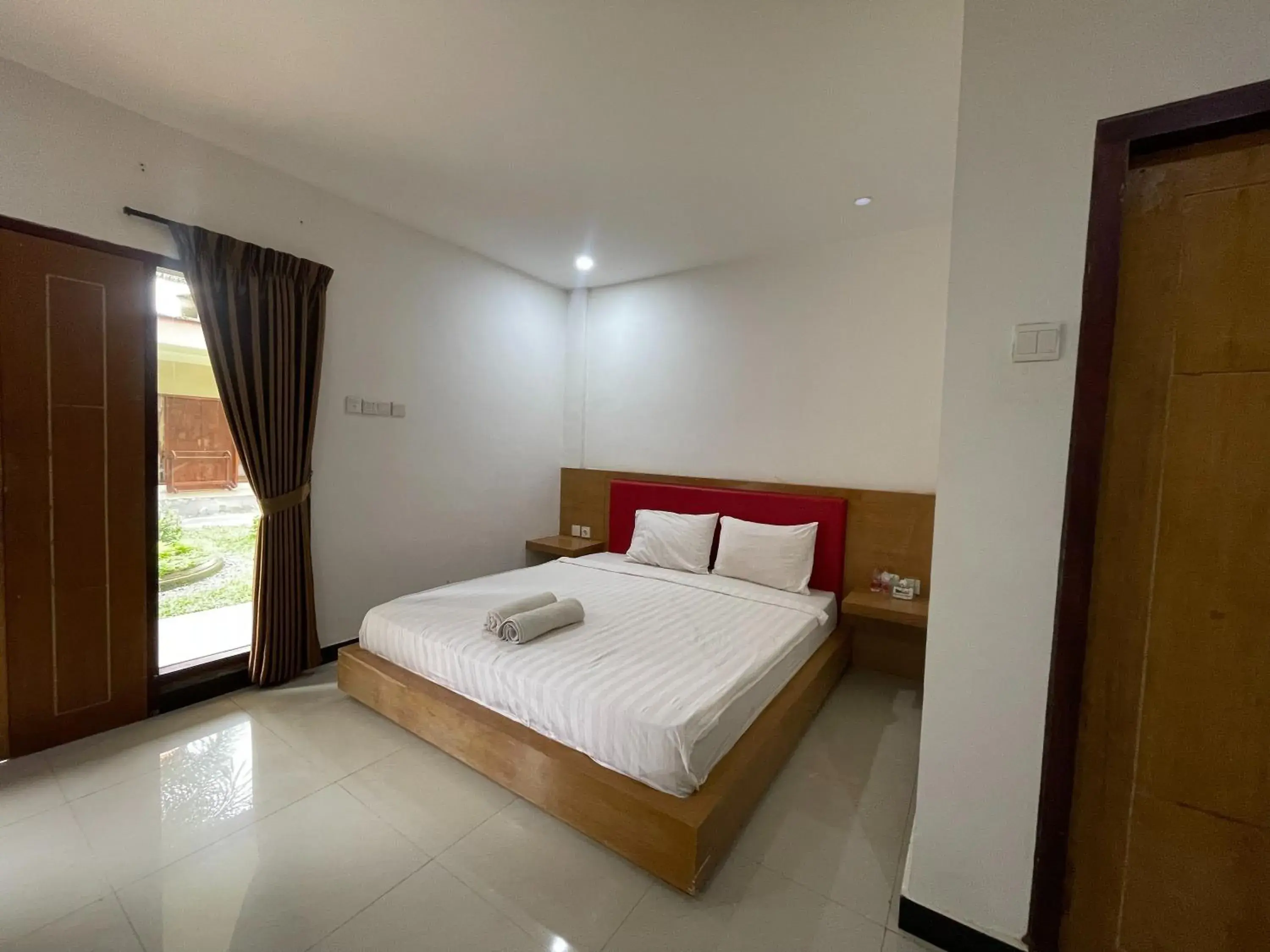 Superior Double Room in Melati Resort & Hotel Kuta Lombok Superior Double Room in Melati Resort & Hotel Kuta Lombok