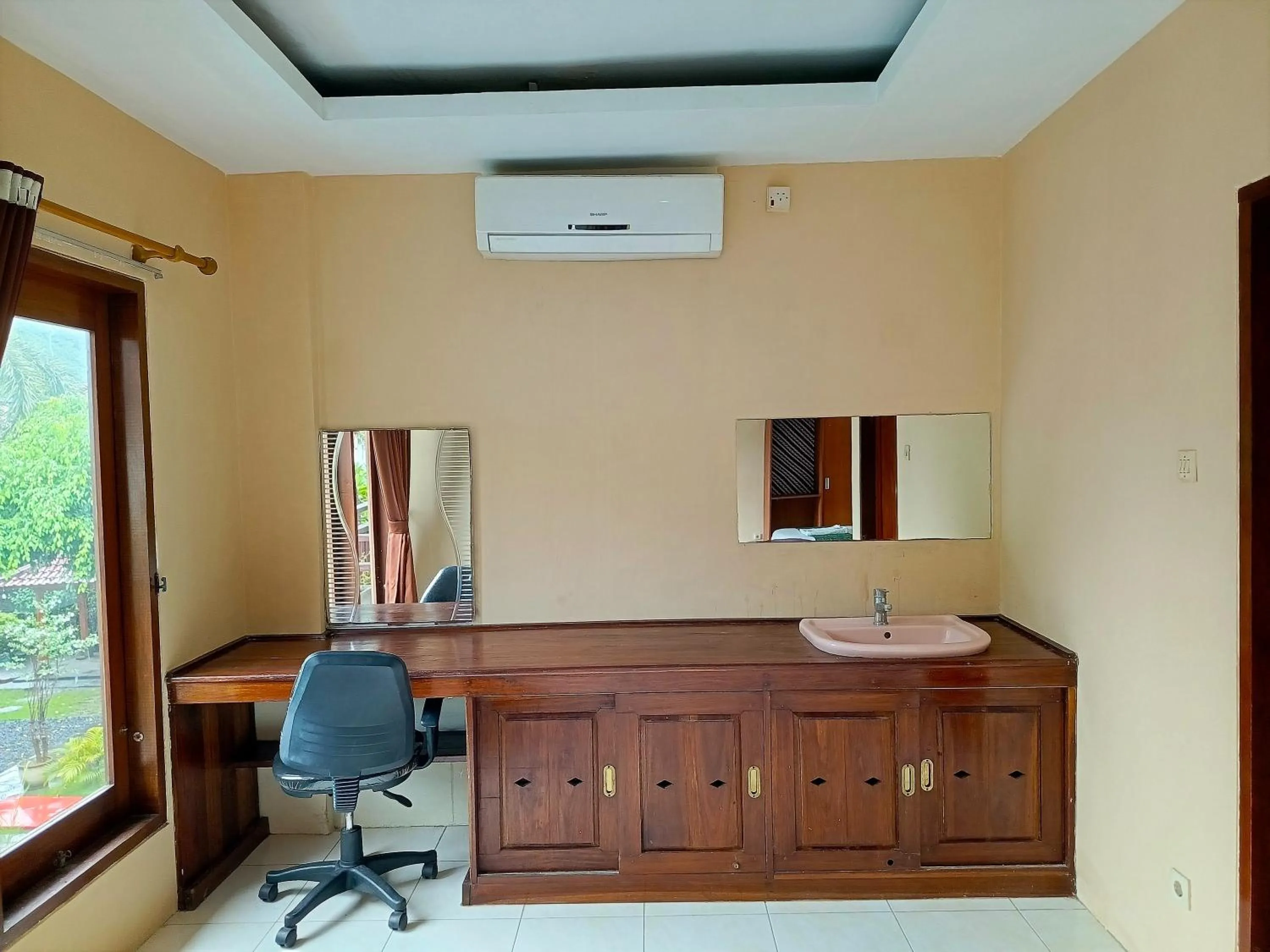 Bedroom in Melati Resort & Hotel Kuta Lombok