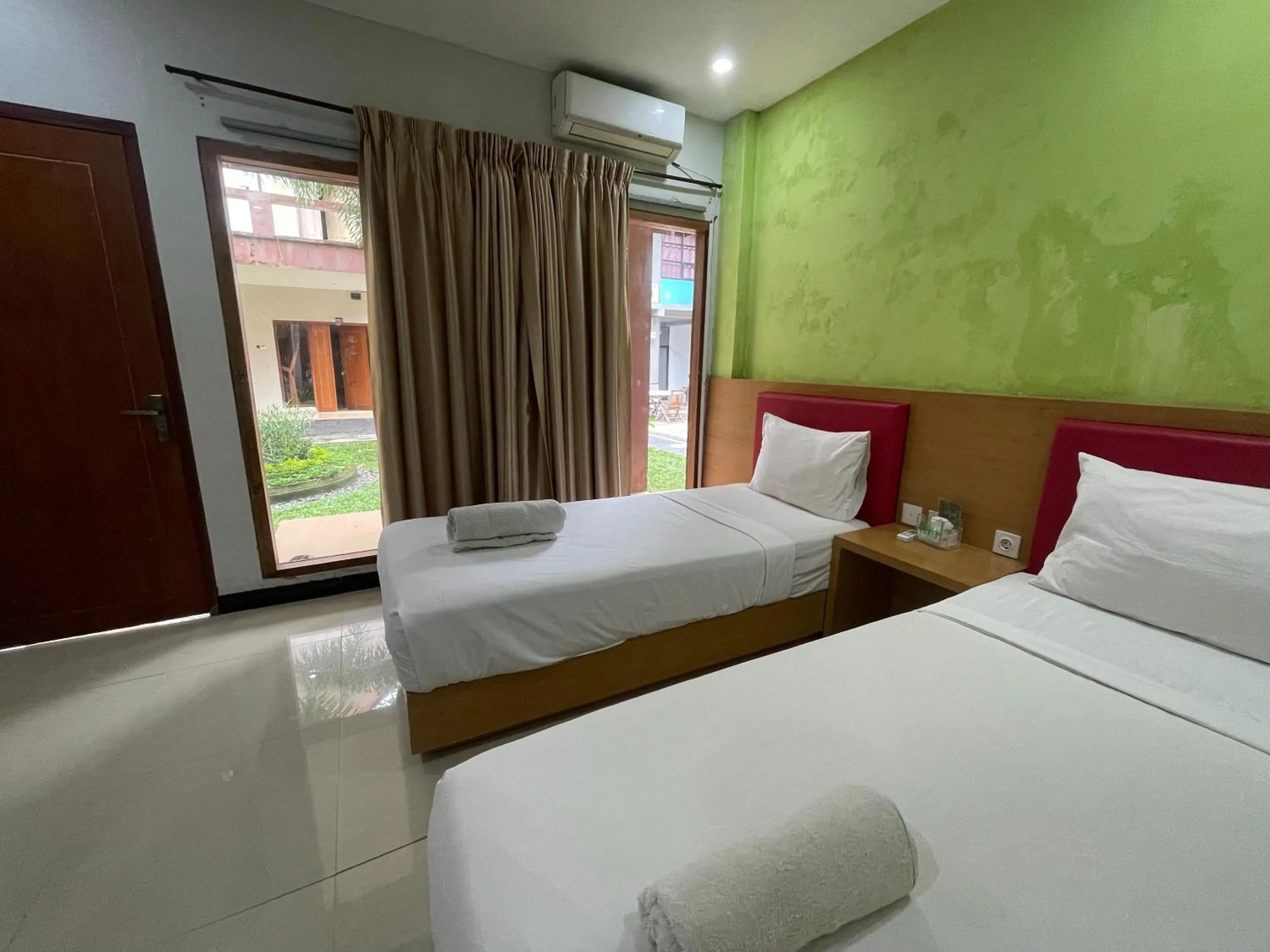 Bedroom, Bed in Melati Resort & Hotel Kuta Lombok