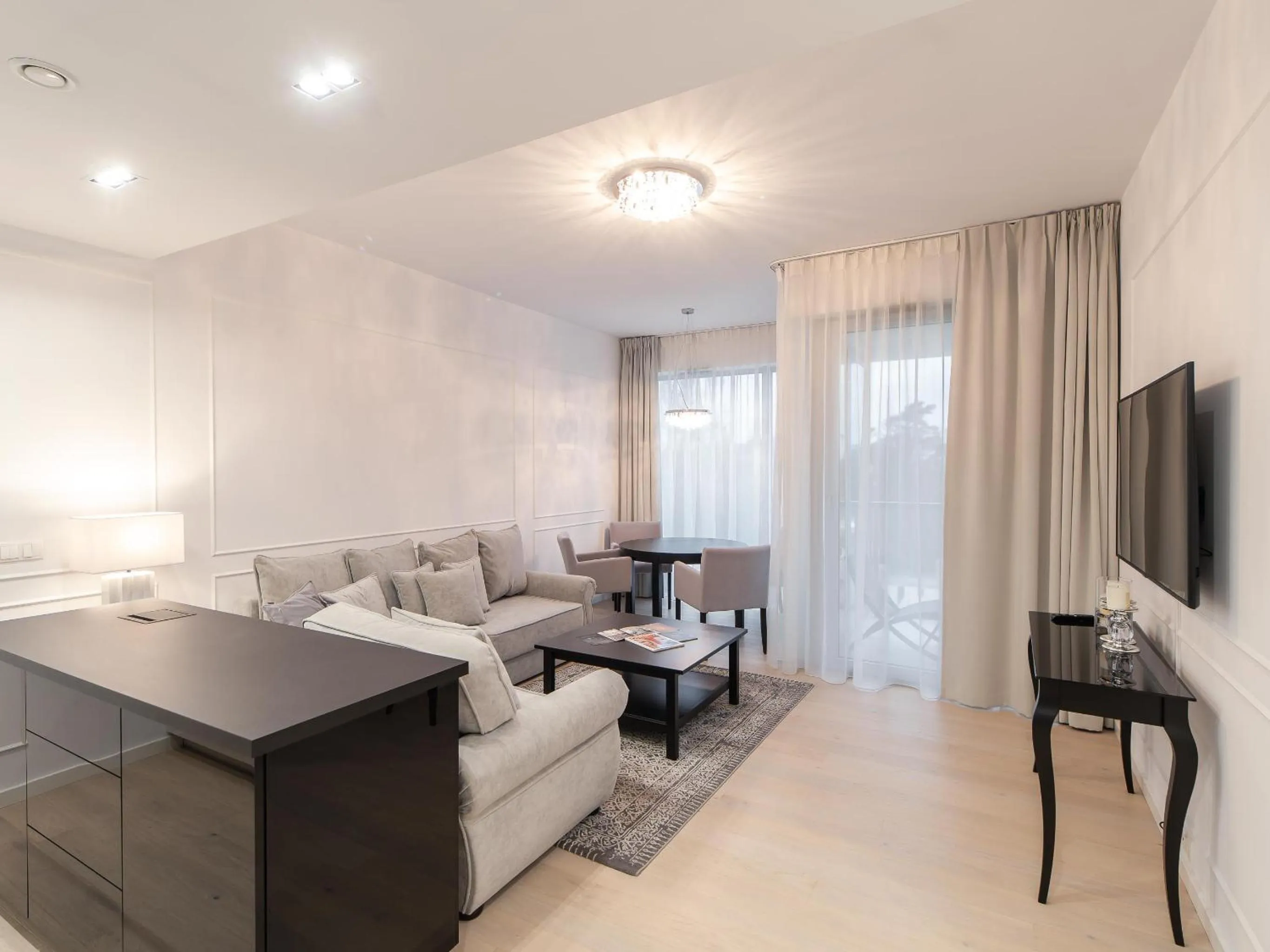 TV and multimedia in Dune Beach Resort - C