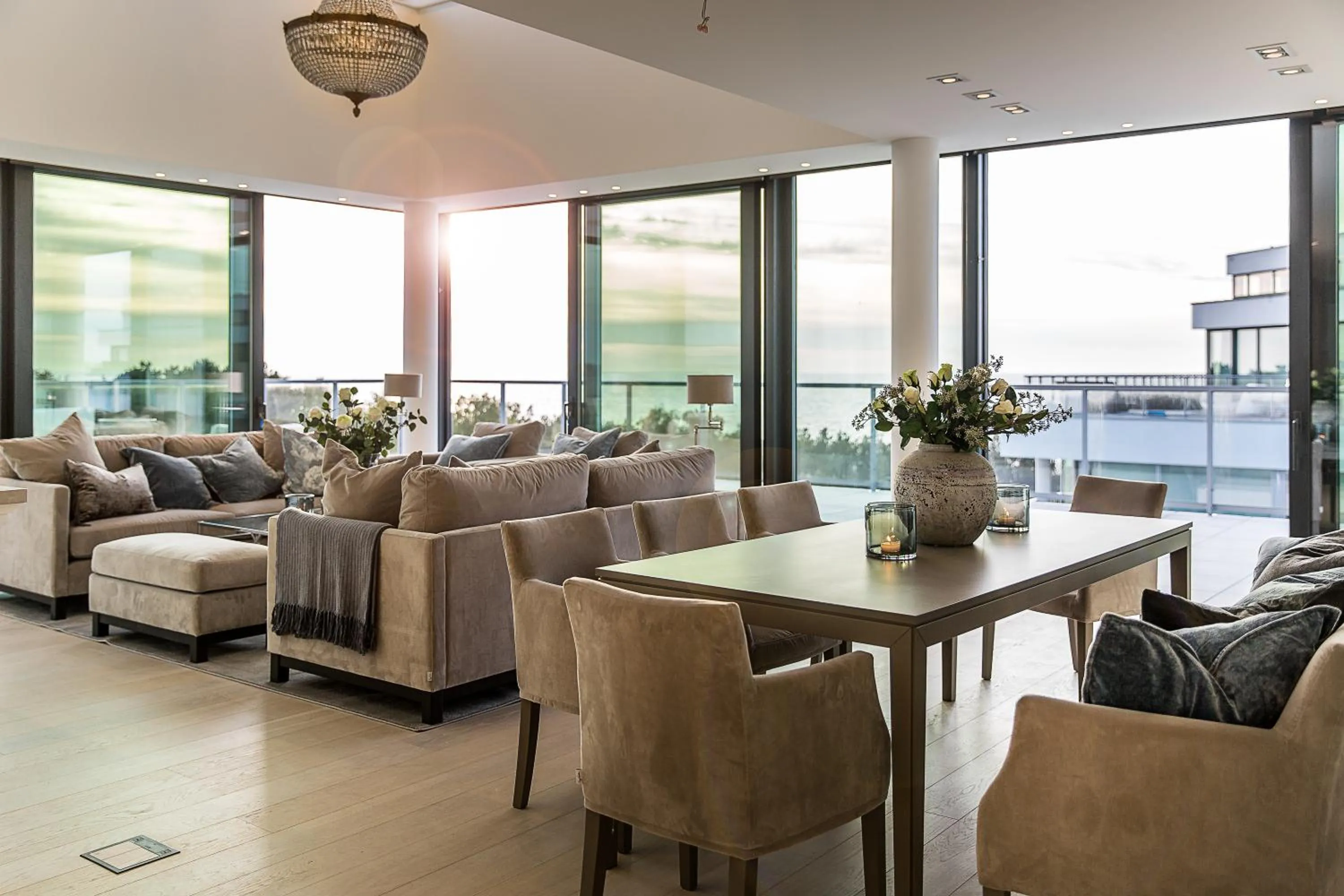 Living room in Dune Beach Resort - C