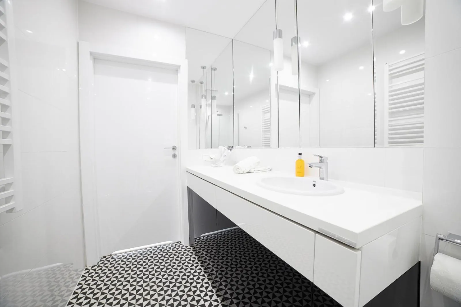 Bathroom in Dune Beach Resort - C