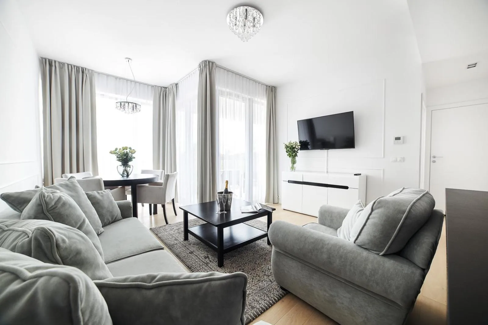 Living room in Dune Beach Resort - C