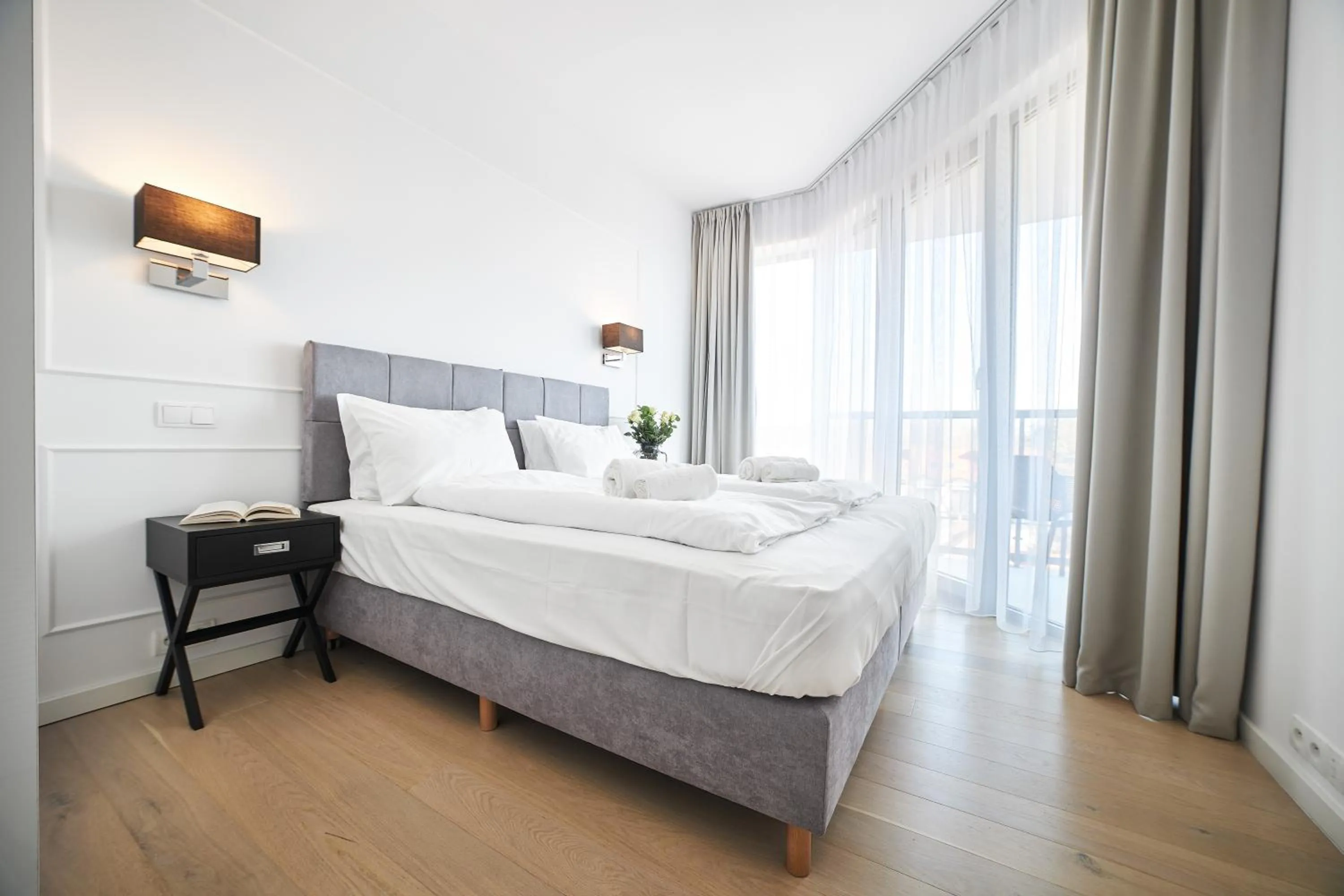 Bed in Dune Beach Resort - C