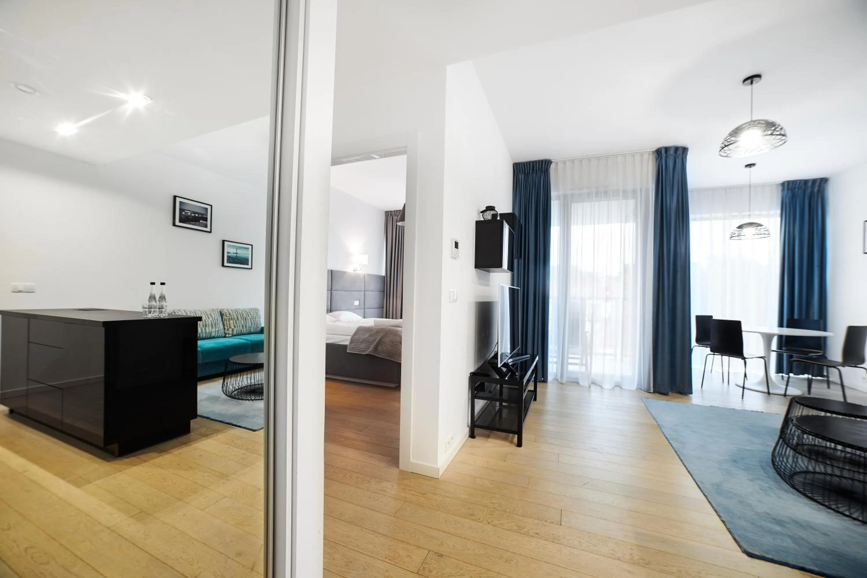 TV and multimedia in Dune Beach Resort - C