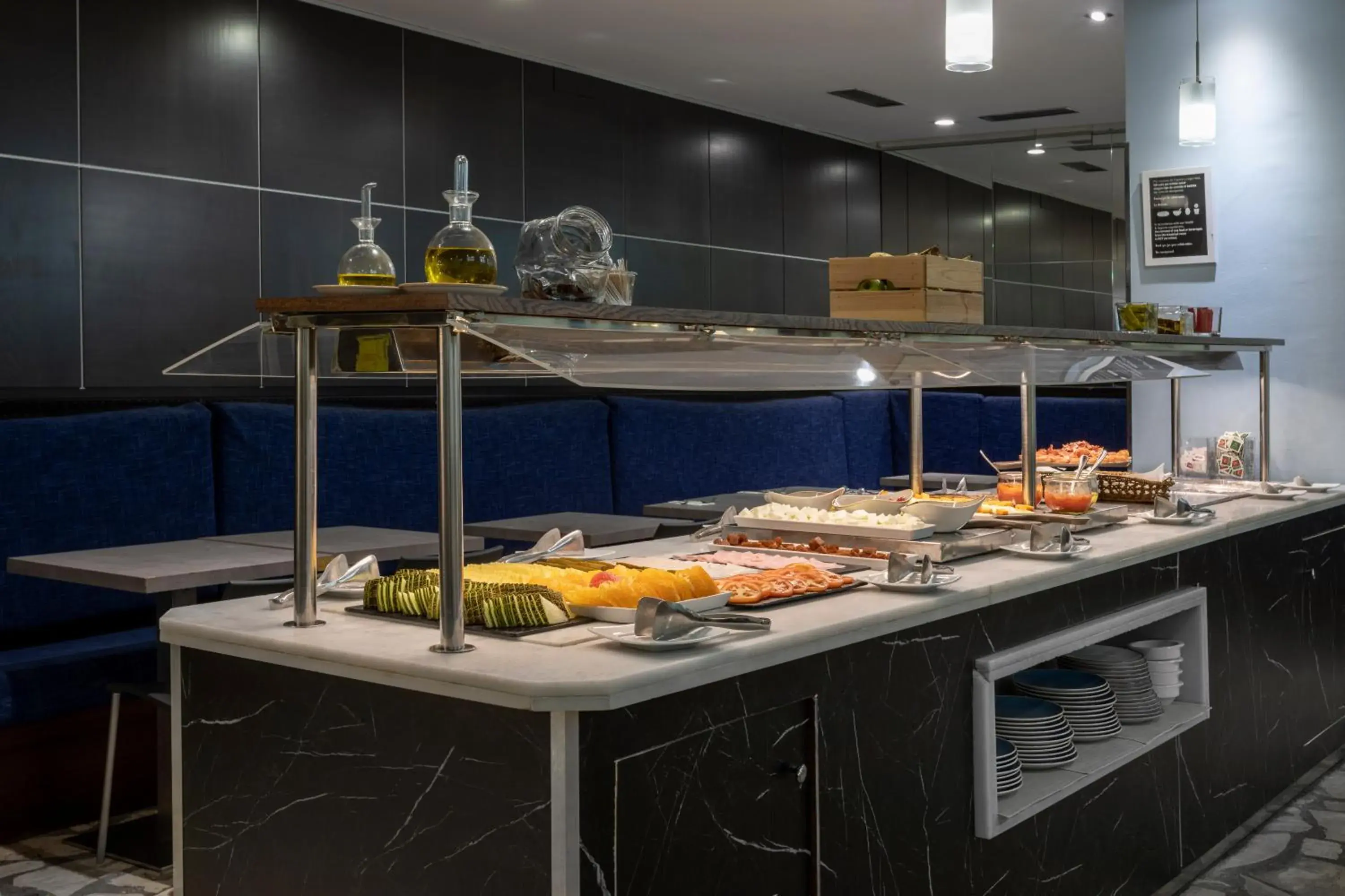 Food in Petit Palace Cliper-Gran Vía Food in Petit Palace Cliper-Gran Vía