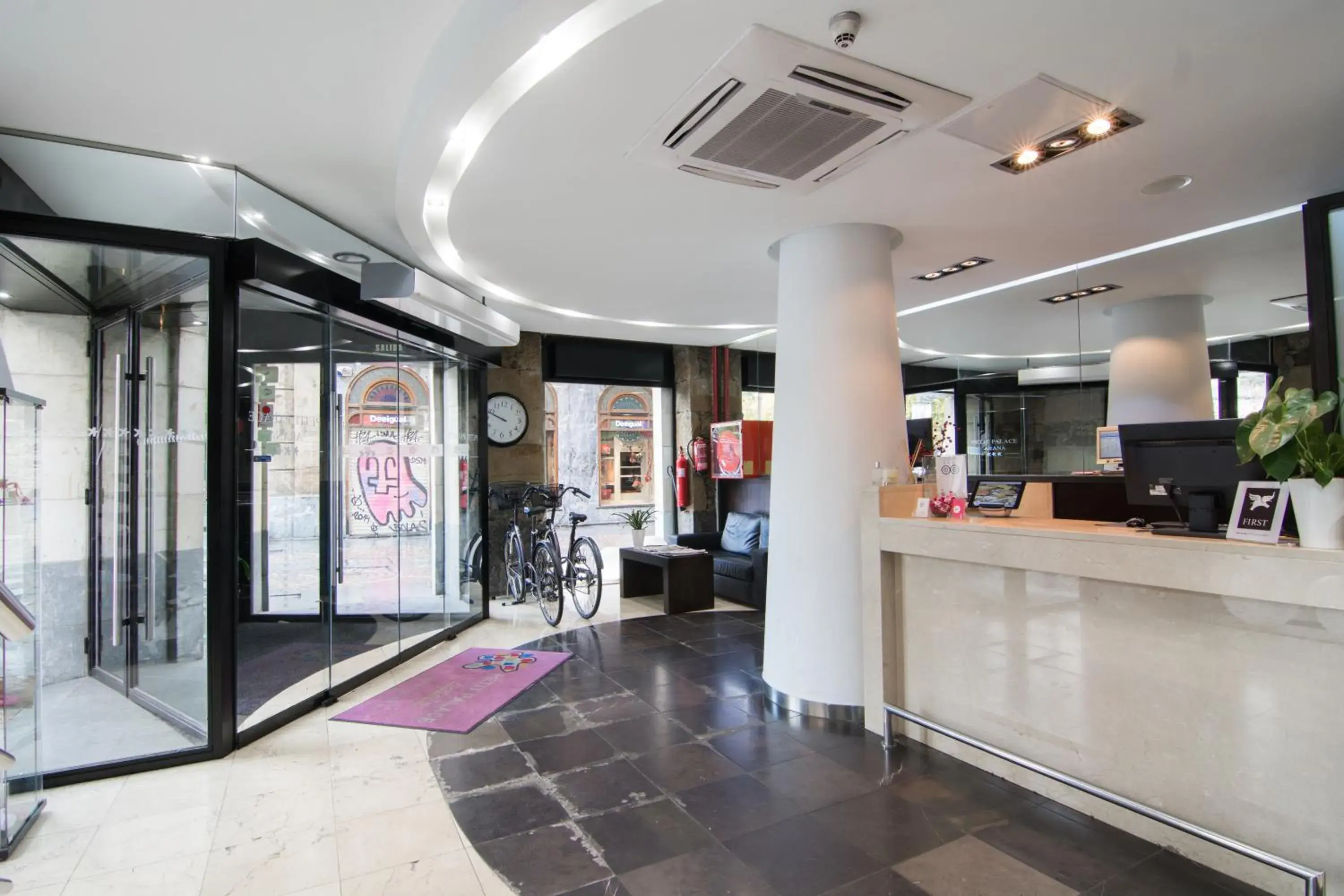 Facade/entrance in Petit Palace Arana Bilbao Facade/entrance in Petit Palace Arana Bilbao