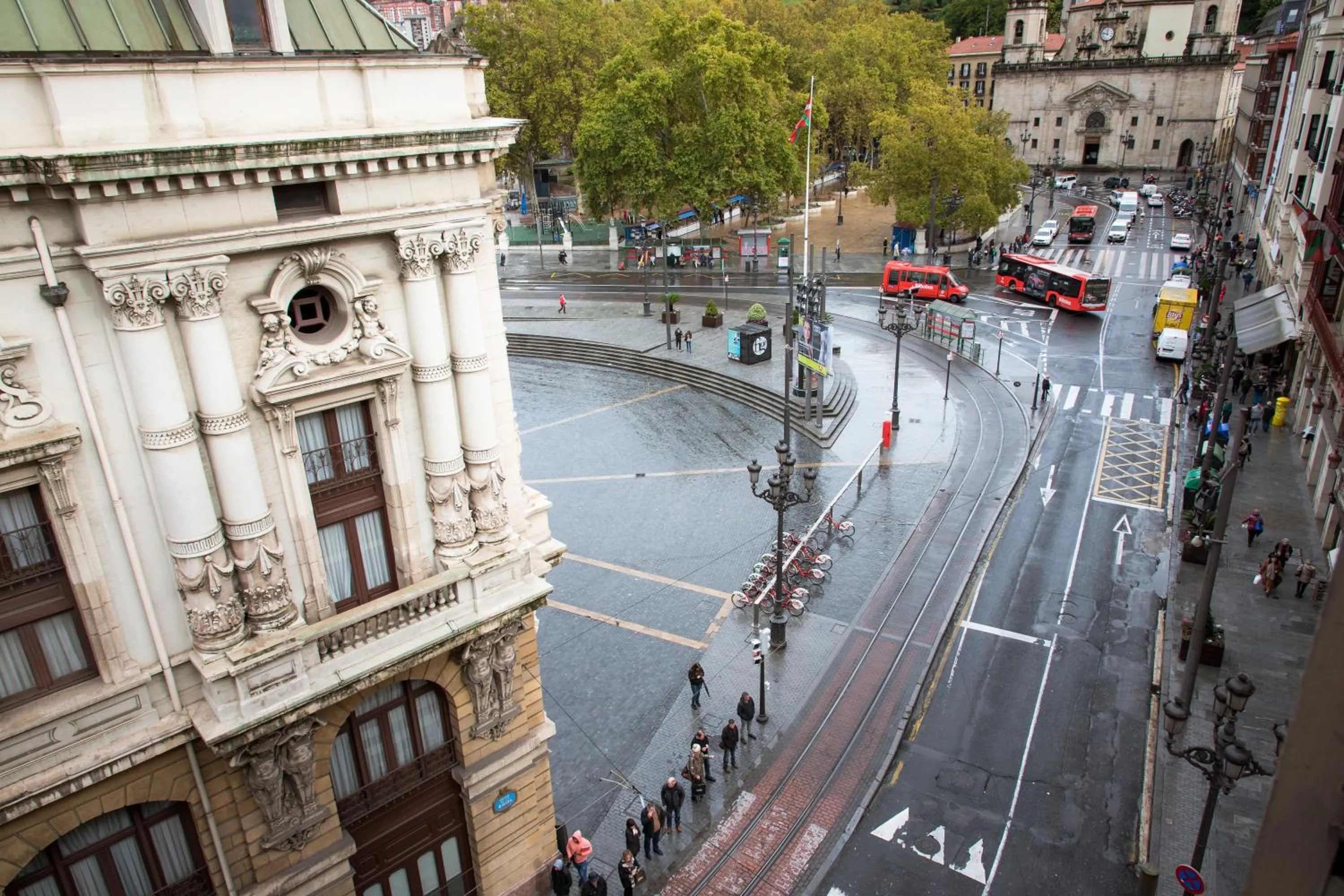 Neighbourhood in Petit Palace Arana Bilbao