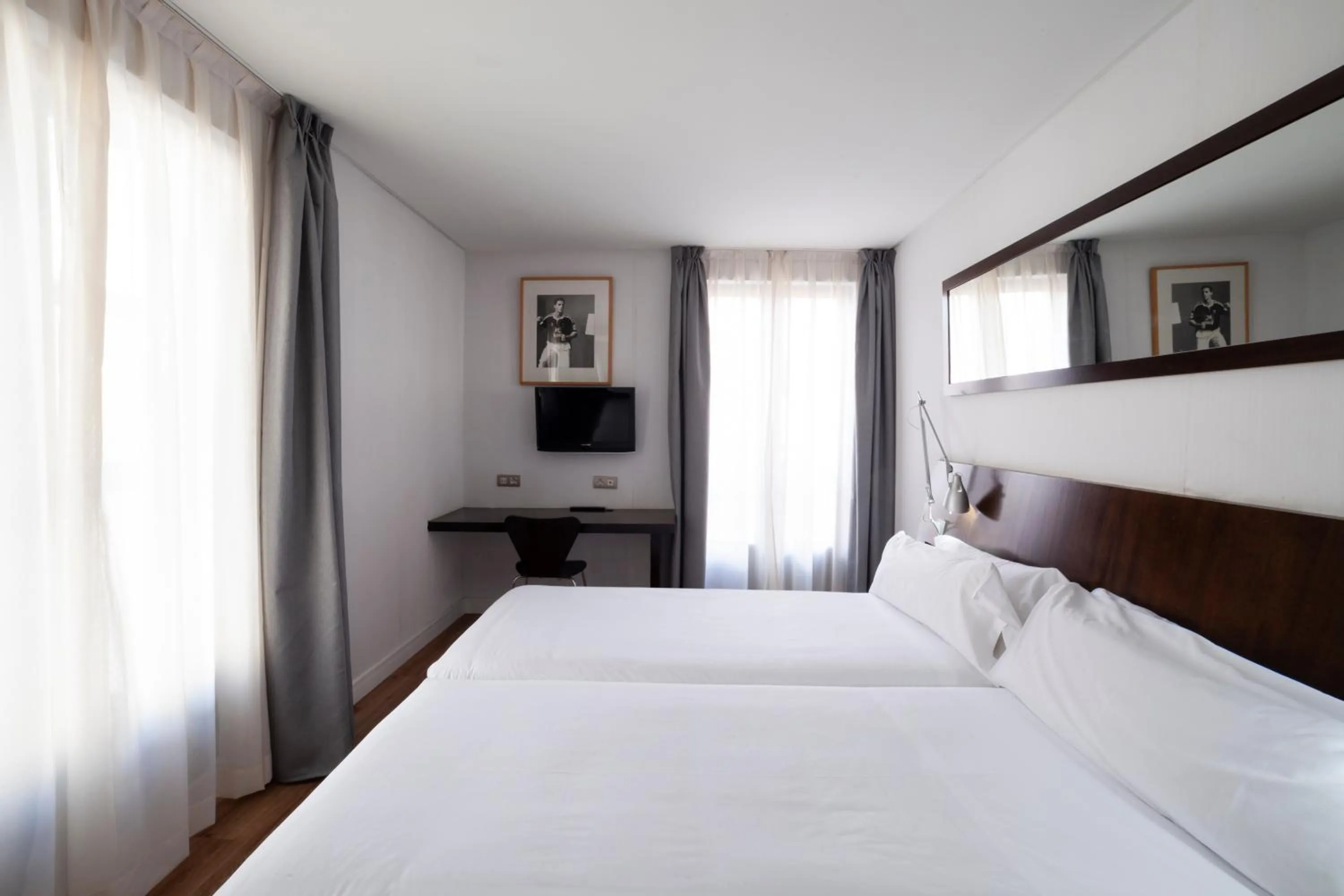 Bed in Petit Palace Arana Bilbao