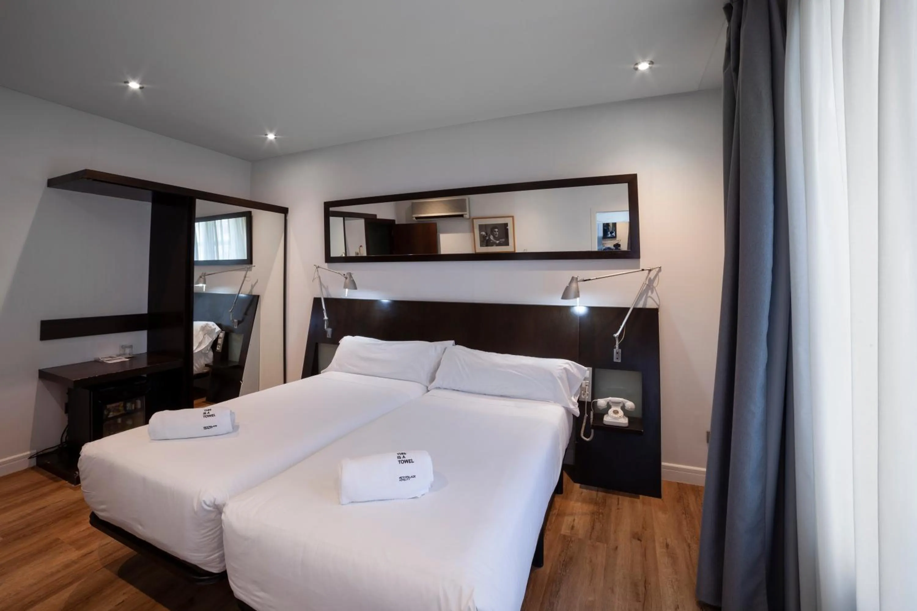 Bedroom, Bed in Petit Palace Arana Bilbao