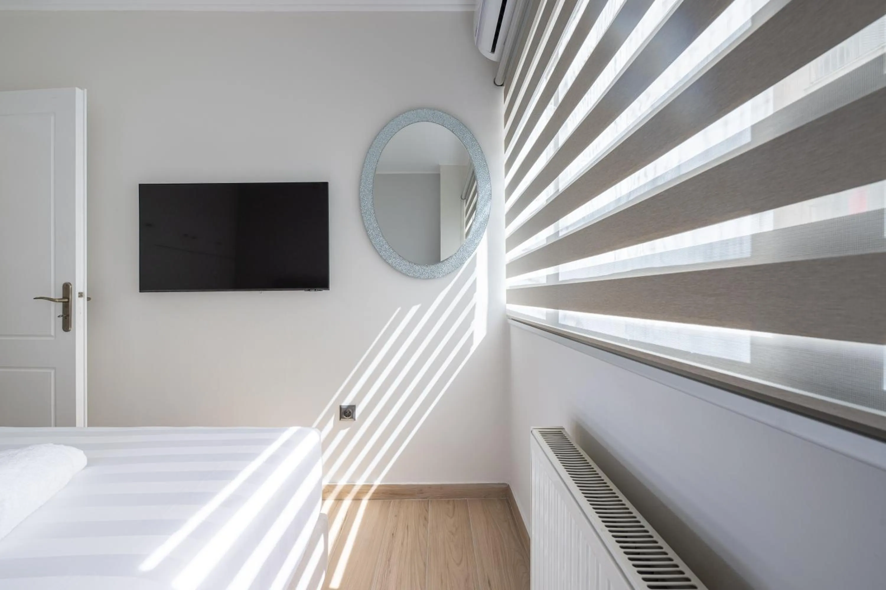 TV and multimedia, Bed in Acropolis Cozy Apartments