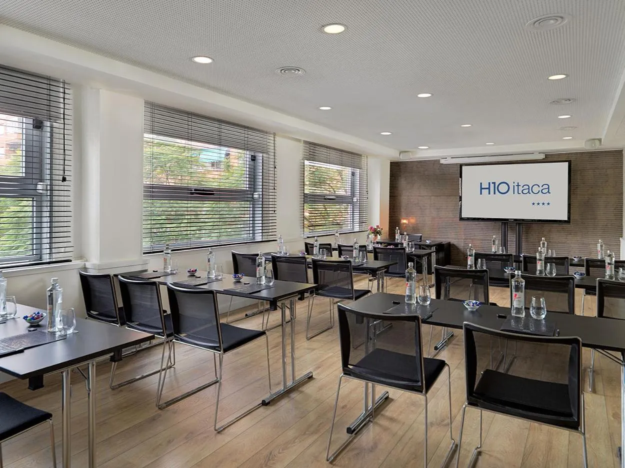 Banquet/Function facilities in H10 Itaca