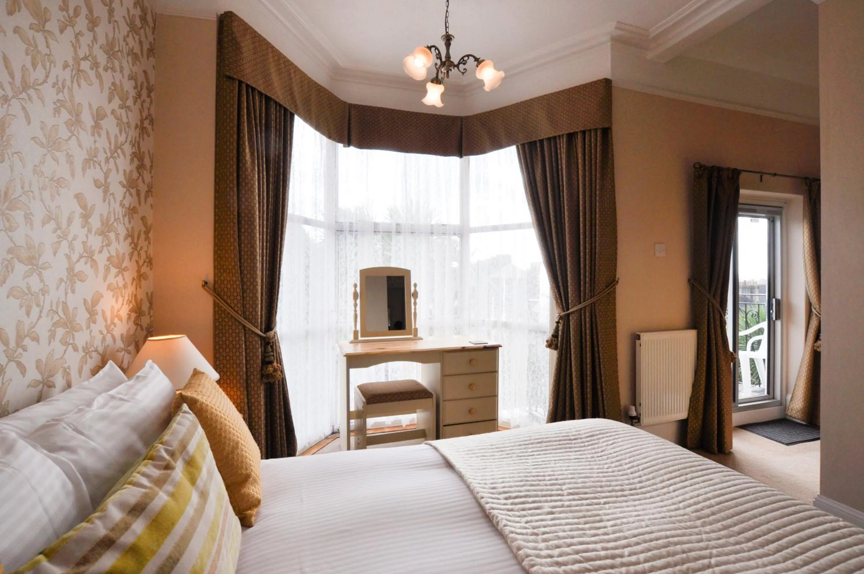 Bed in Avron House