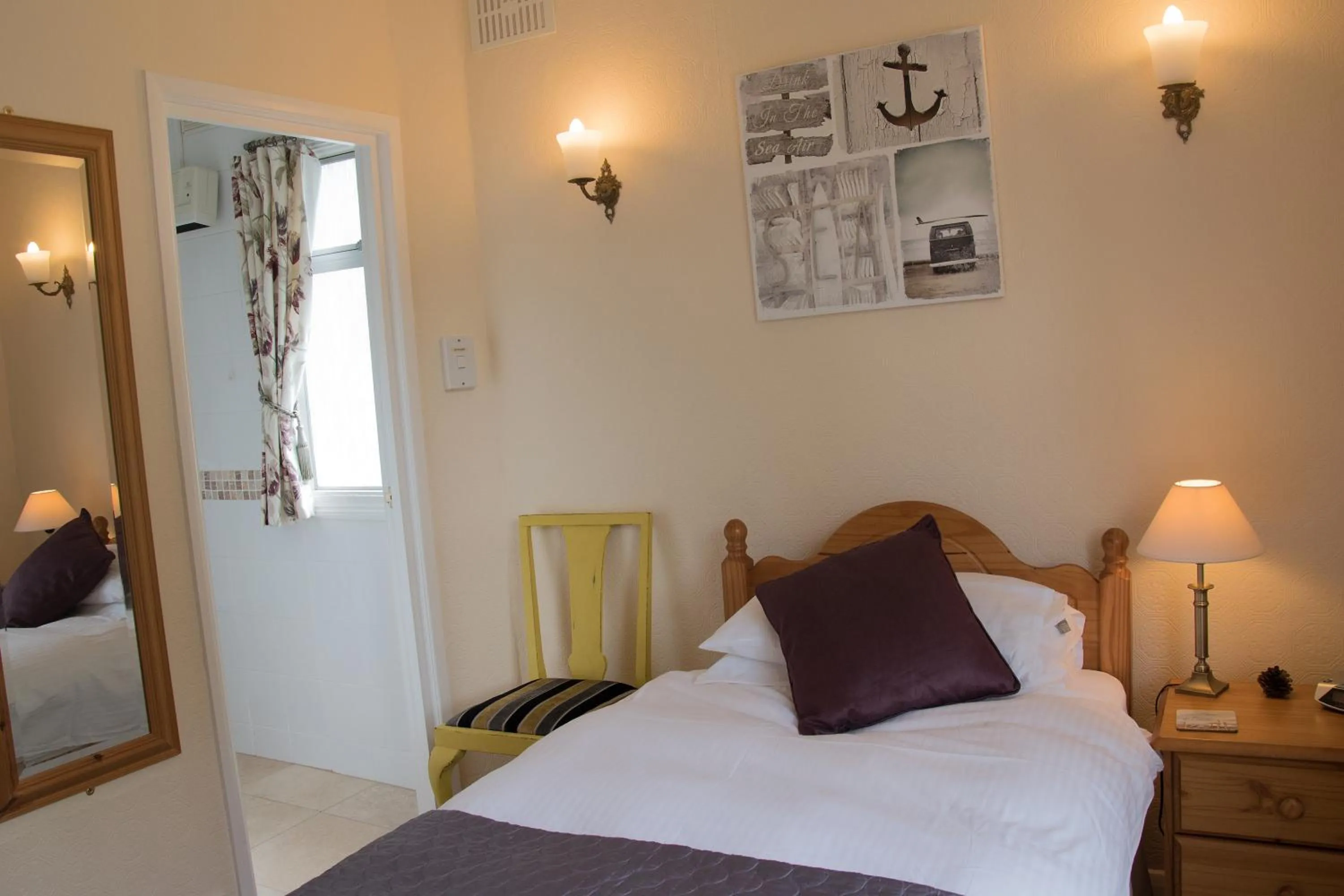 Bed in Avron House