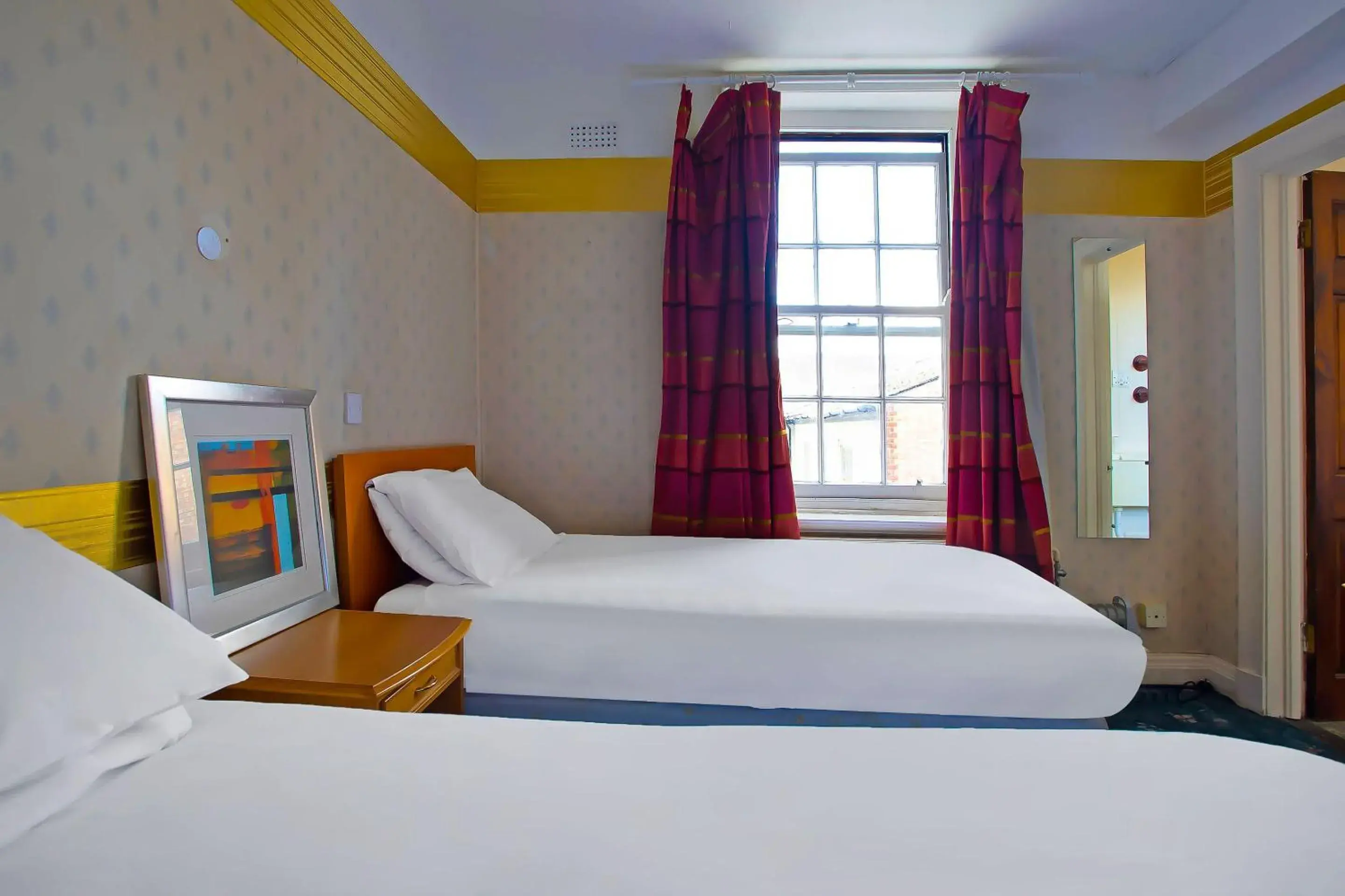 Bedroom, Bed in Great White Horse Hotel Bedroom, Bed in Great White Horse Hotel