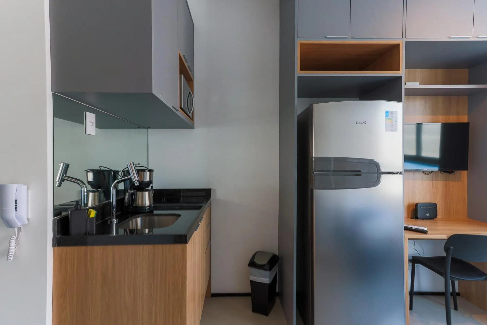 Kitchen or kitchenette in 360 VN Turiassú by Housi