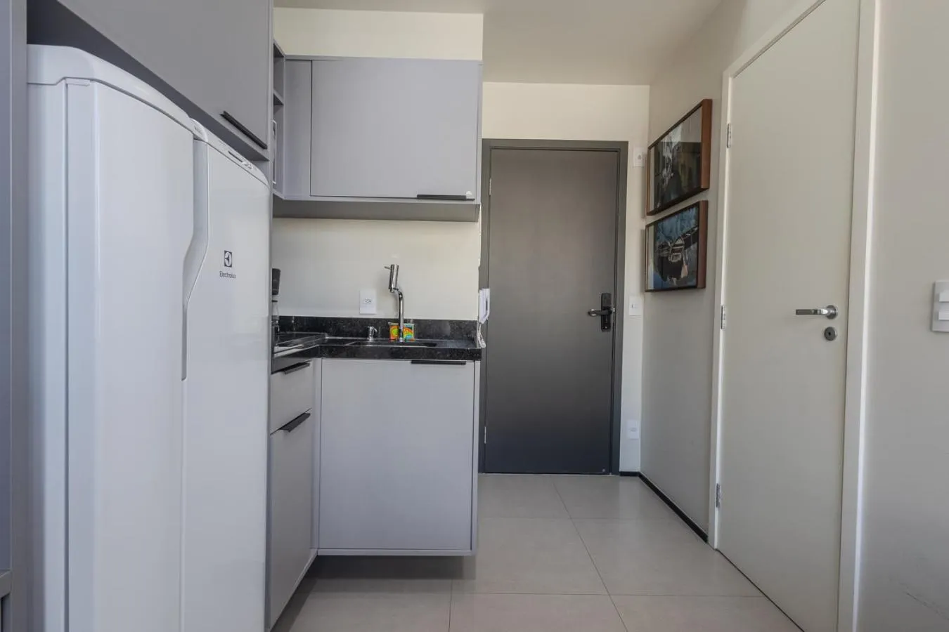 Kitchen or kitchenette in 360 VN Turiassú by Housi