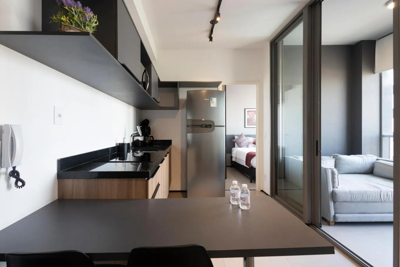 Kitchen or kitchenette in 360 VN Turiassú by Housi