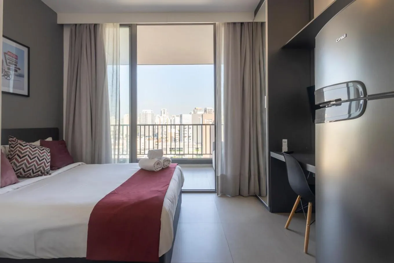 Photo of the whole room, Bed in 360 VN Turiassú by Housi