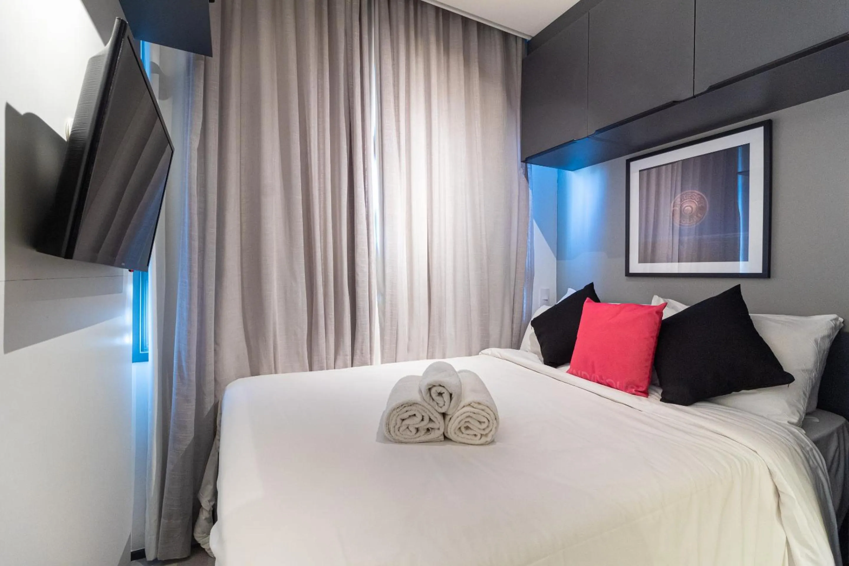 TV and multimedia, Bed in 360 VN Turiassú by Housi