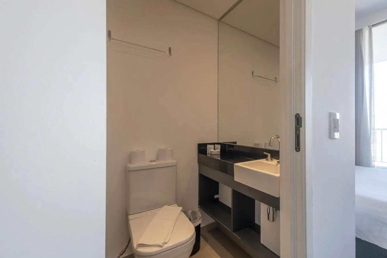 Toilet in 360 VN Turiassú by Housi