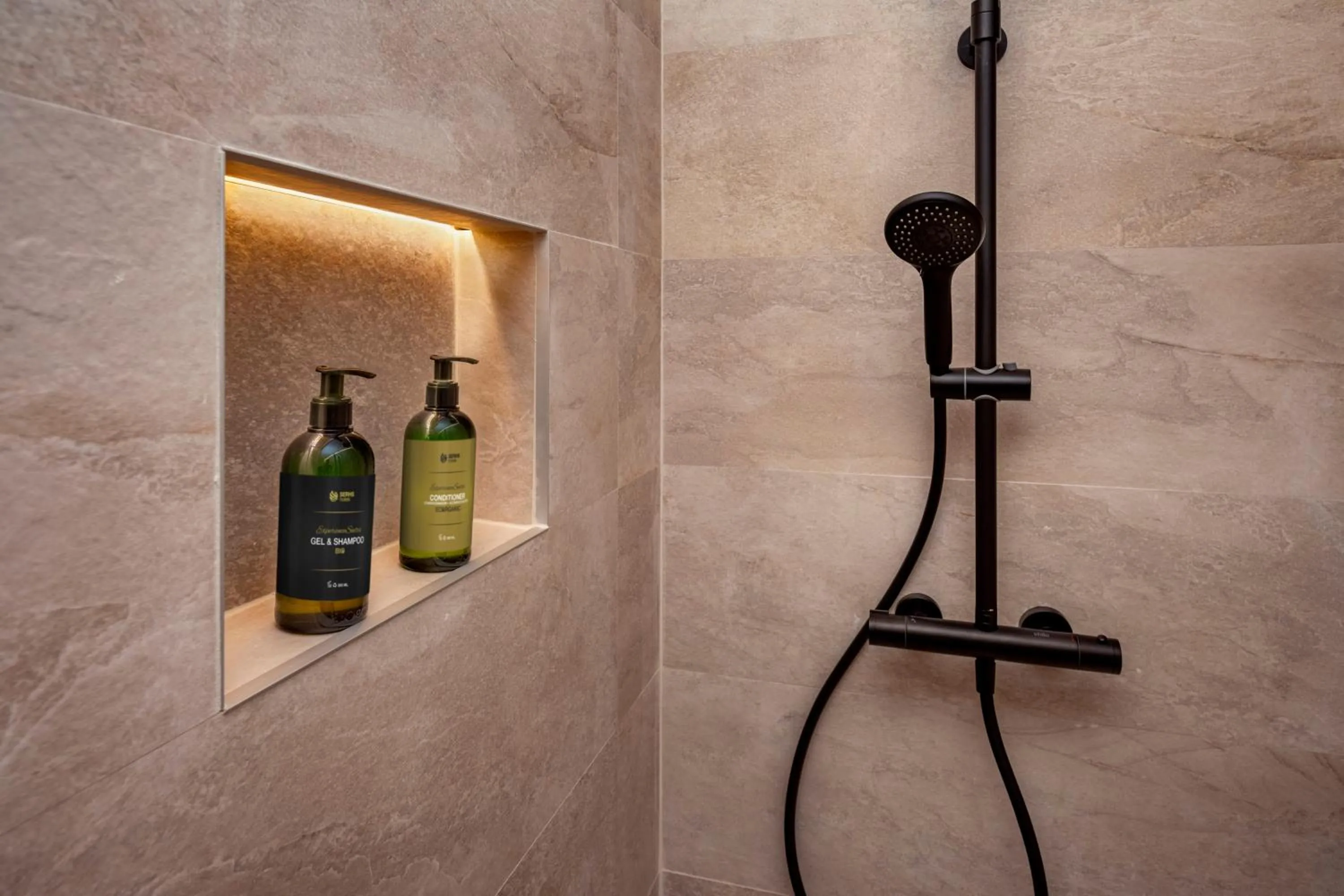 Bathroom in Hotel SERHS Rivoli Rambla