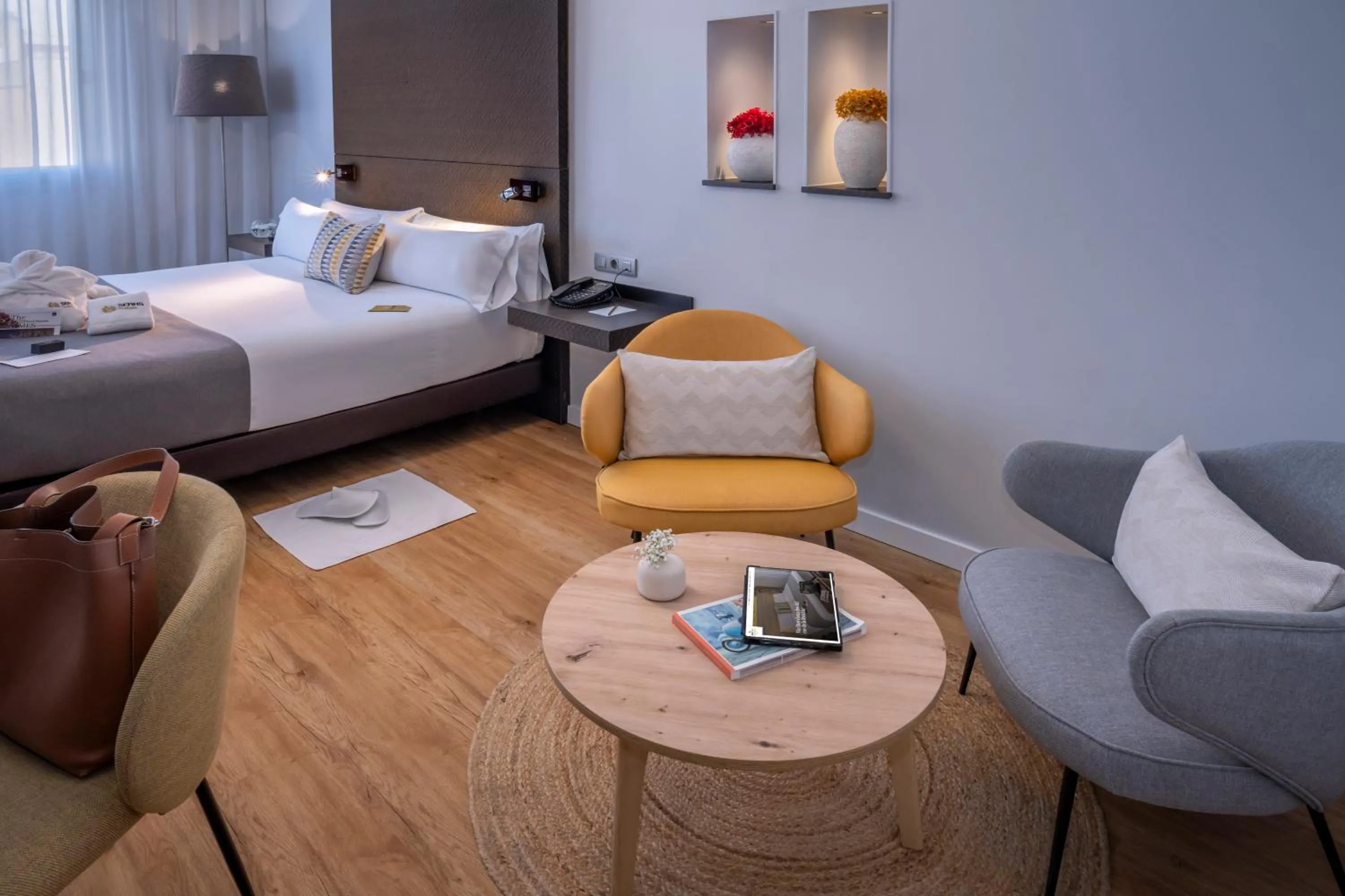 Photo of the whole room, Bed in Hotel SERHS Rivoli Rambla