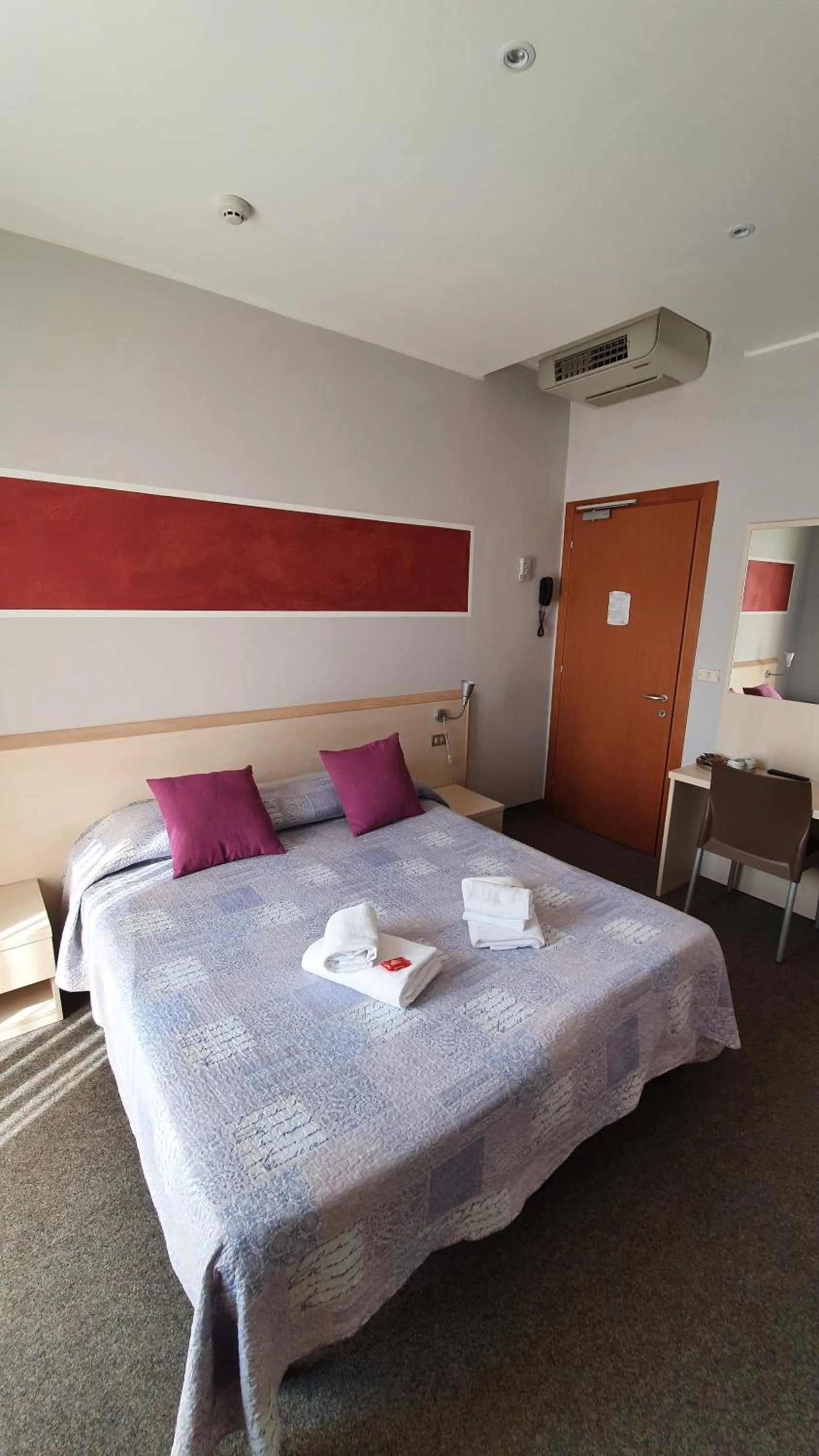 Bed in Hotel Garni Rosmari