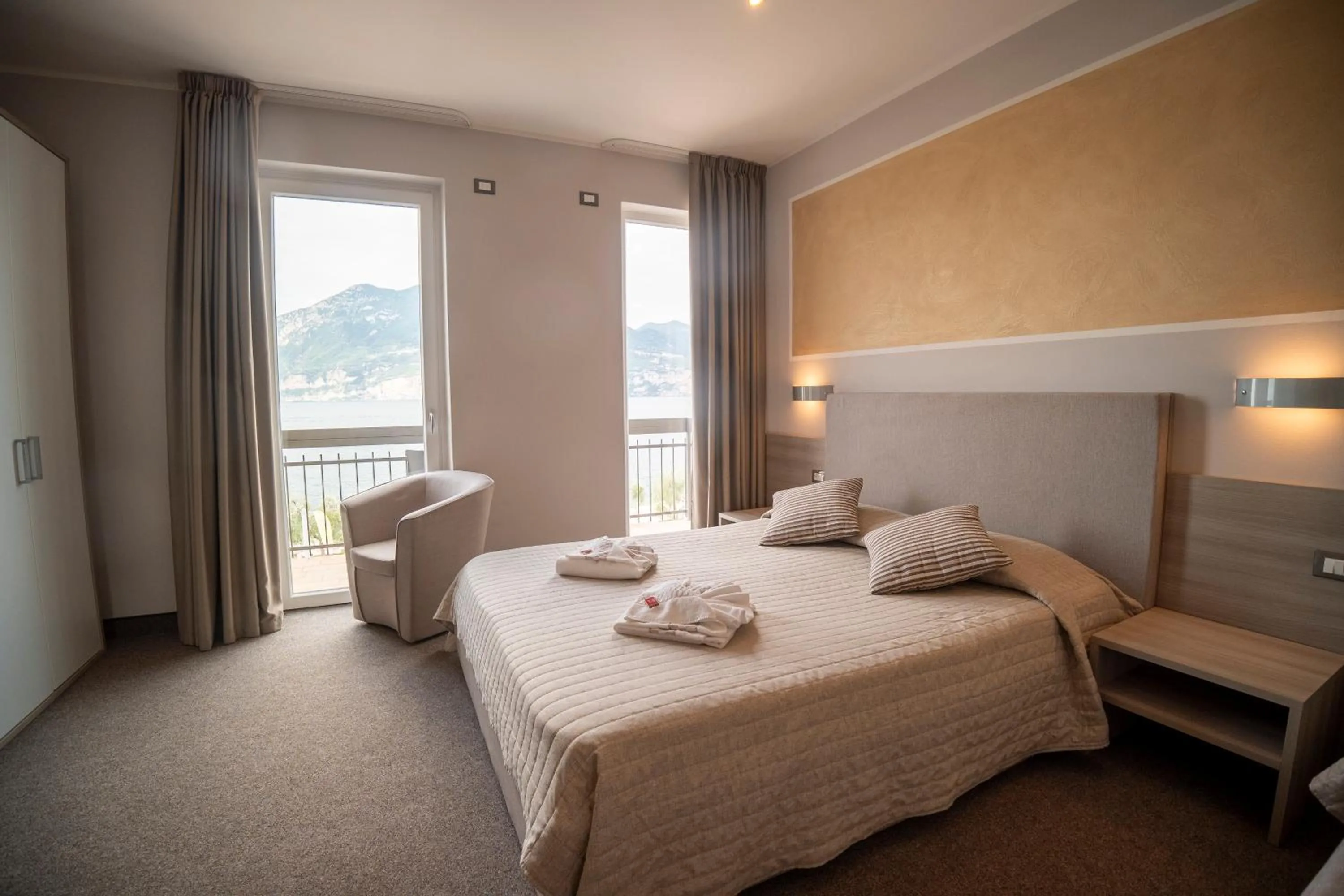Bed in Hotel Garni Rosmari