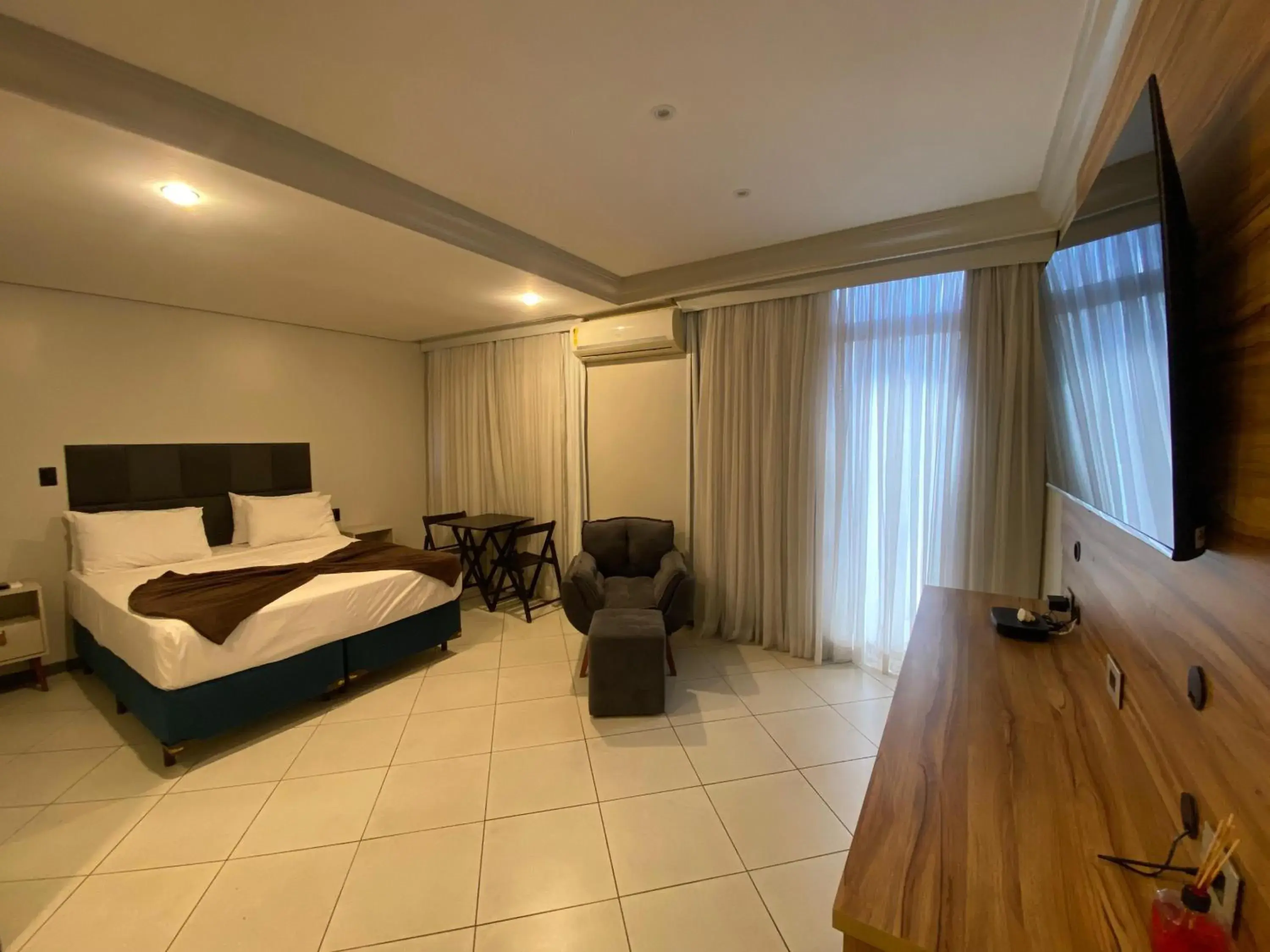 Suite with City View in Millenium Hotel Flat Suite with City View in Millenium Hotel Flat